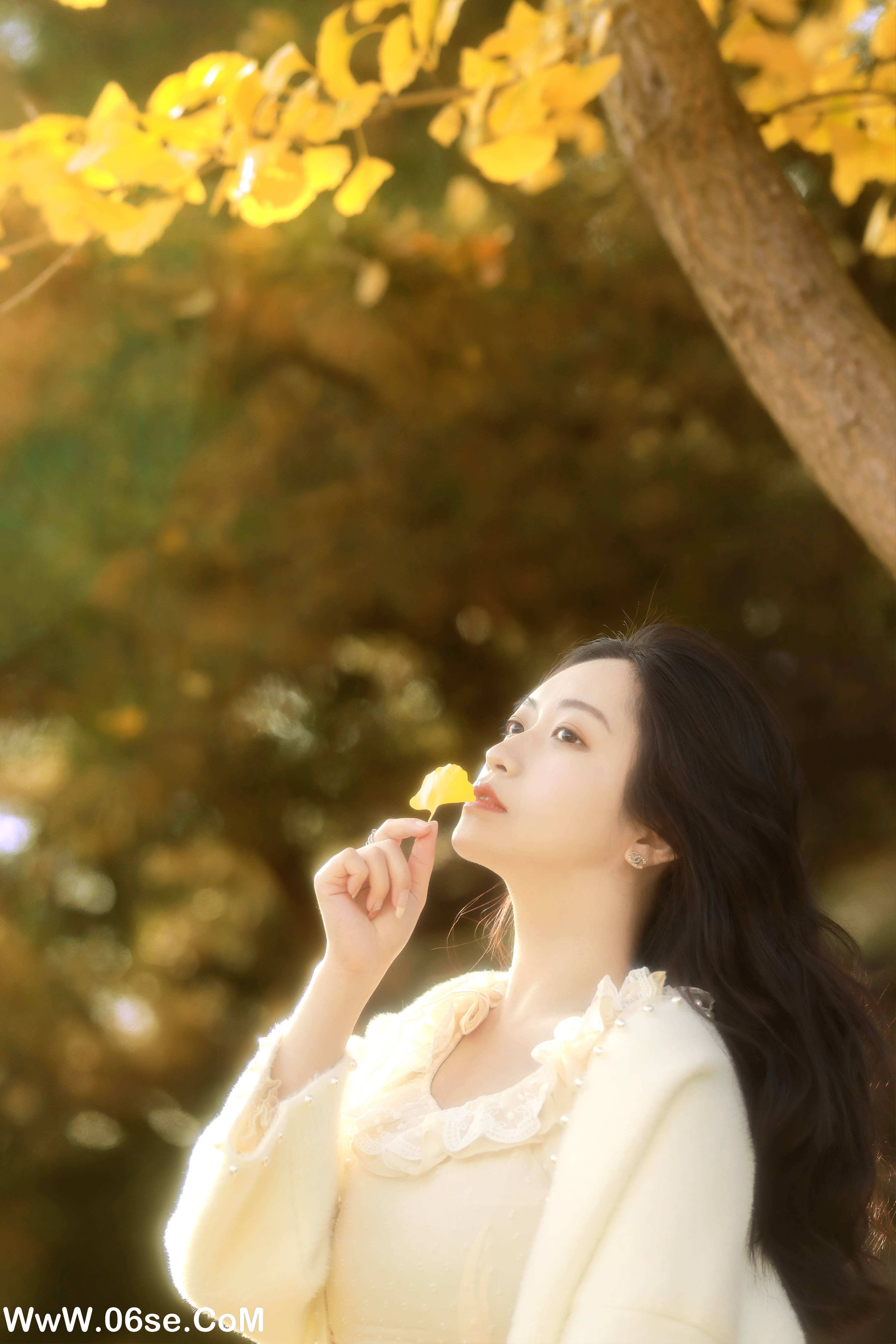 图片[11]-[YITUYU艺图语]2022.05.16 秋末一瞥 林林[20P-120.72 MB]-六色网