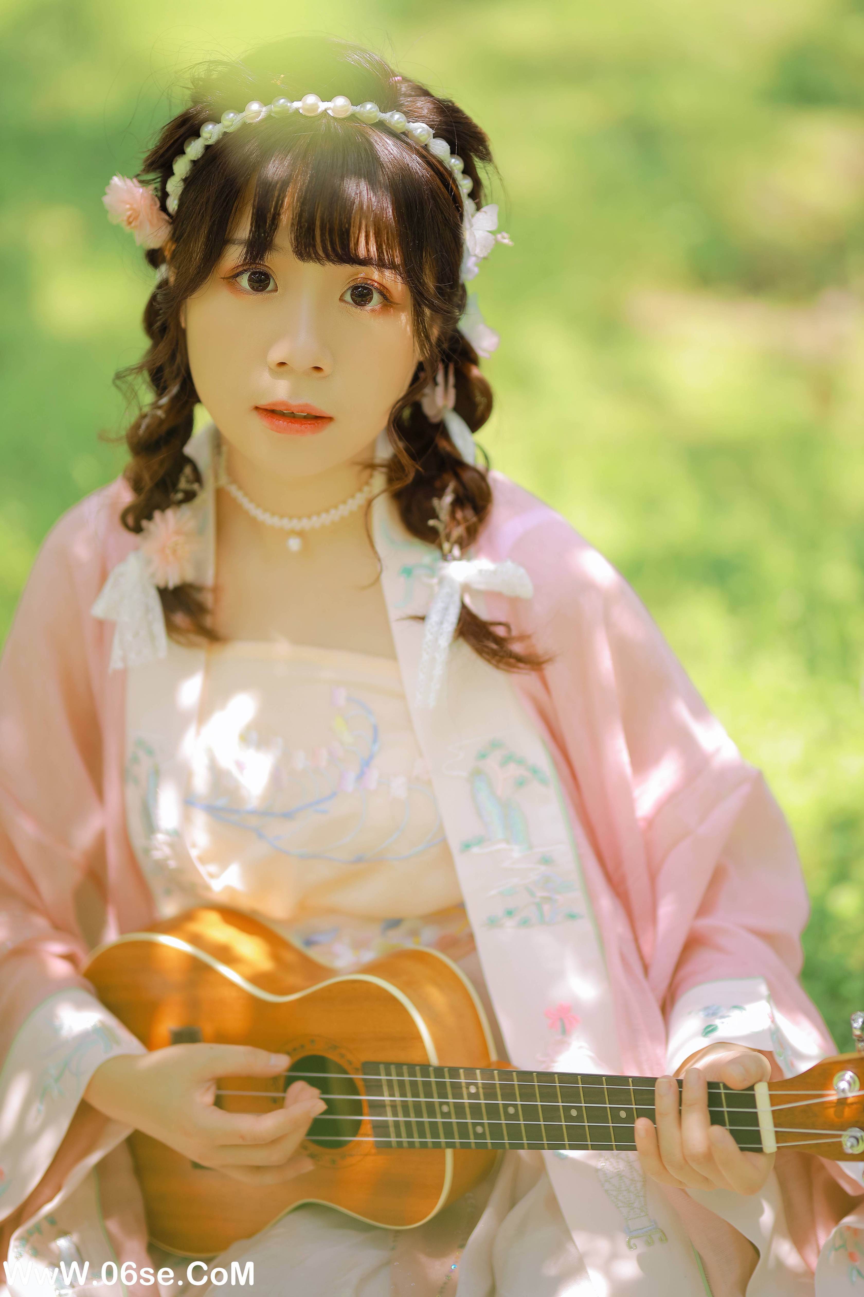 图片[14]-[YITUYU艺图语]2022.08.20 吻花香 Suky喜欢软绵绵毛茸茸的团子[25+1P／205MB]-六色网