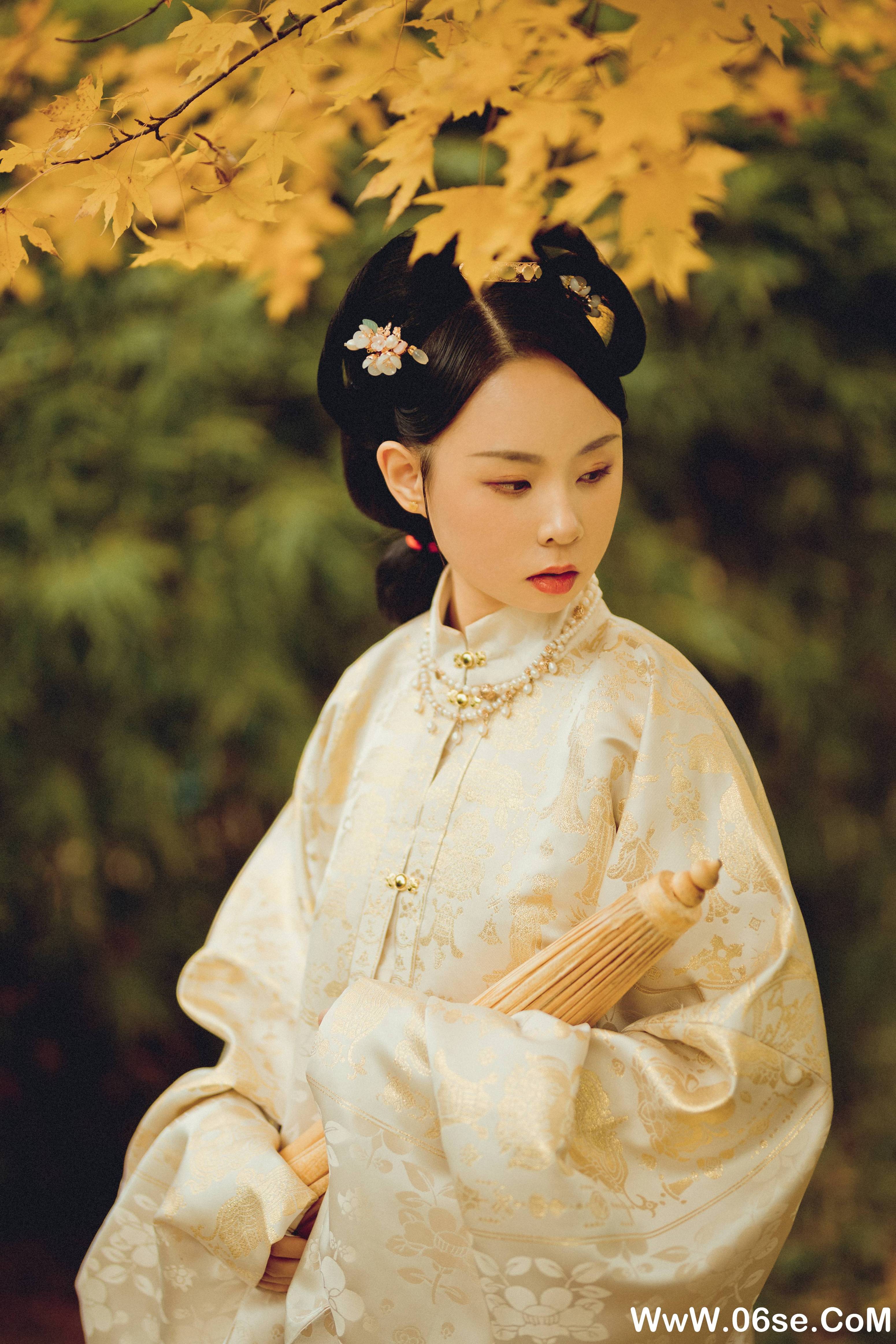 图片[19]-[YITUYU艺图语]2021.09.03 寻枫 冯友薇[28+1P／389MB]-六色网