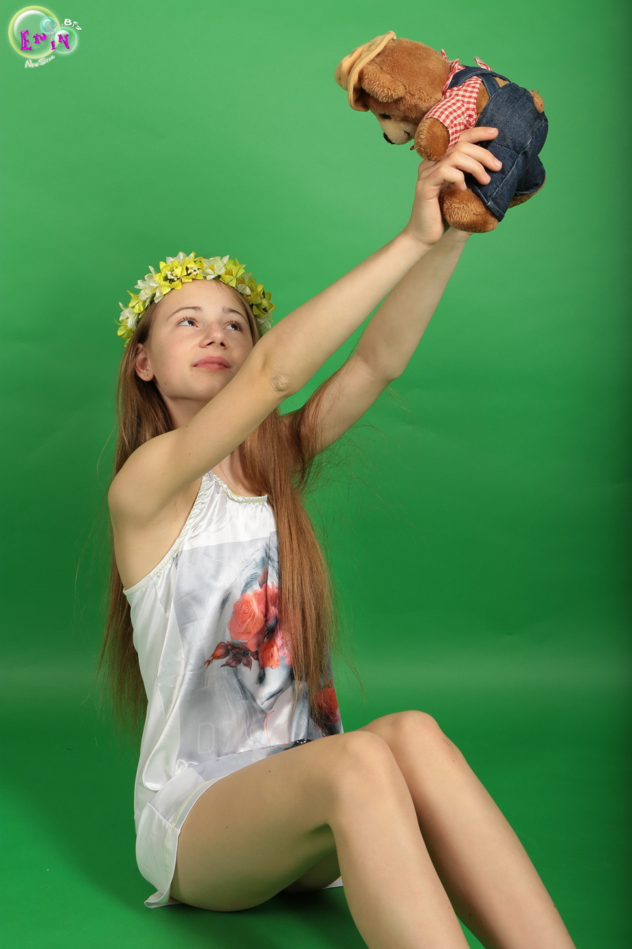 [Image: 0f4f3e2a4edf98e96376b.jpg]