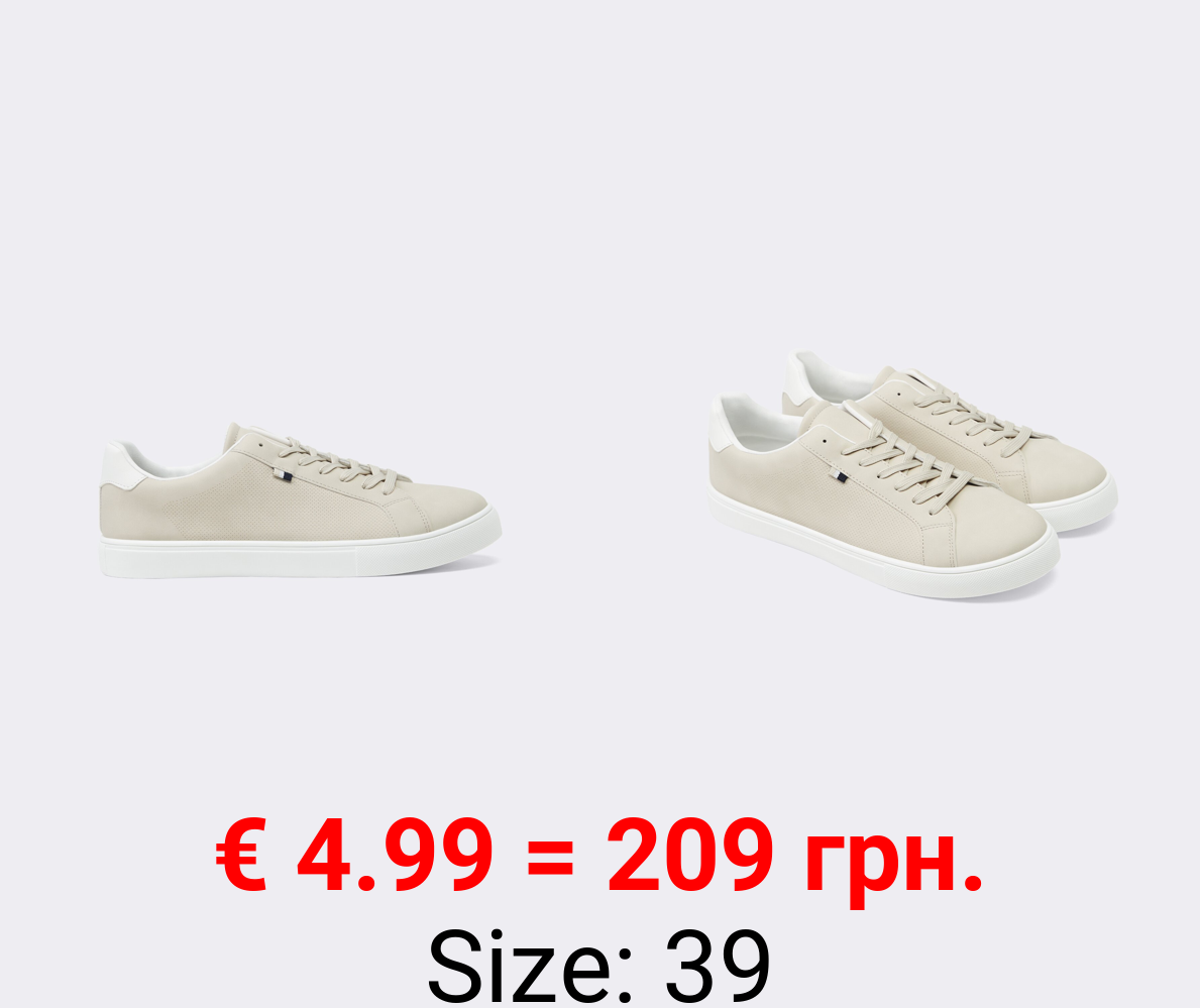 Flag detail sneakers