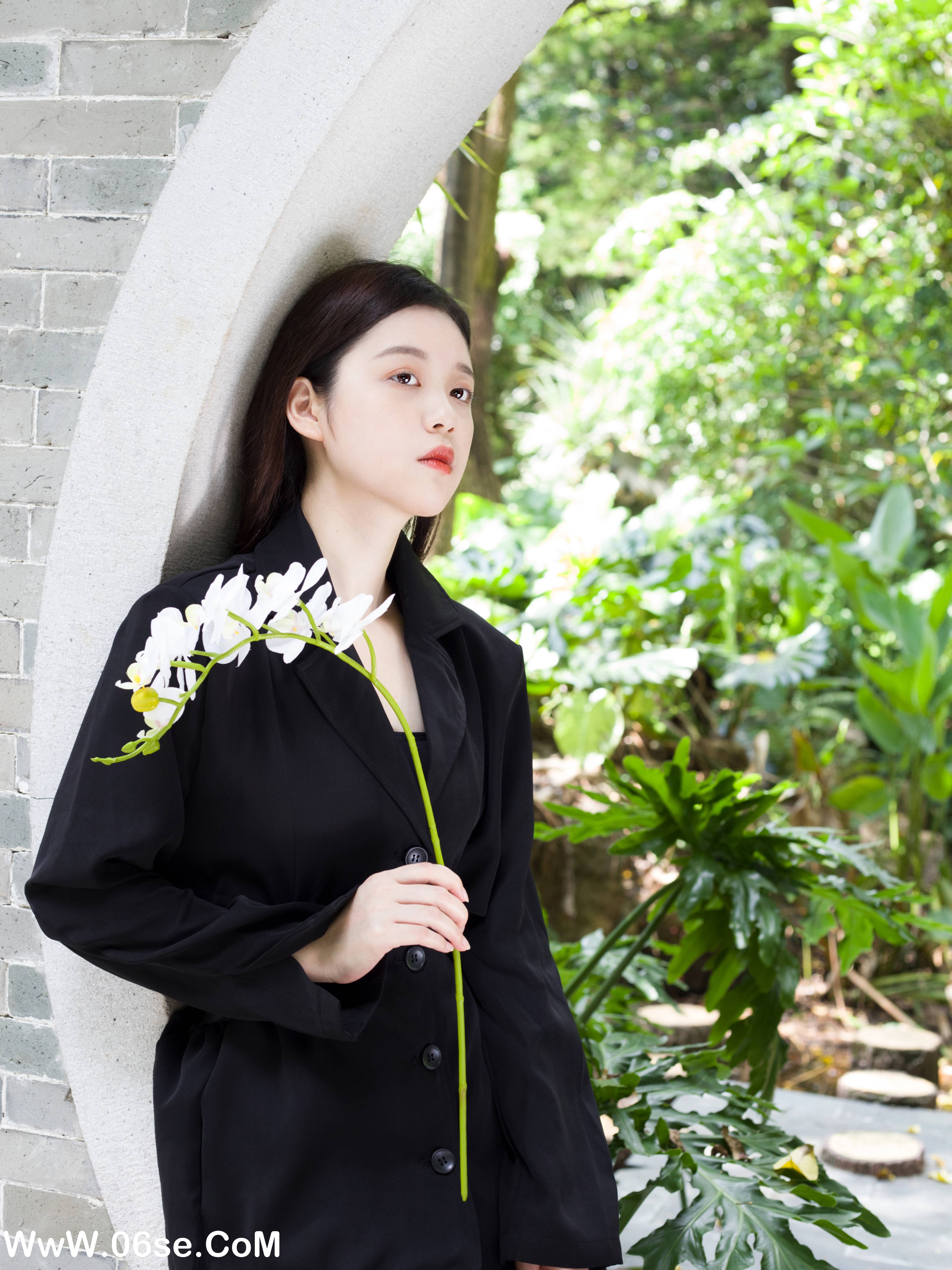 图片[23]-[YITUYU艺图语]2022.10.17 游园 SouyuLam[30+1P／309MB]-六色网