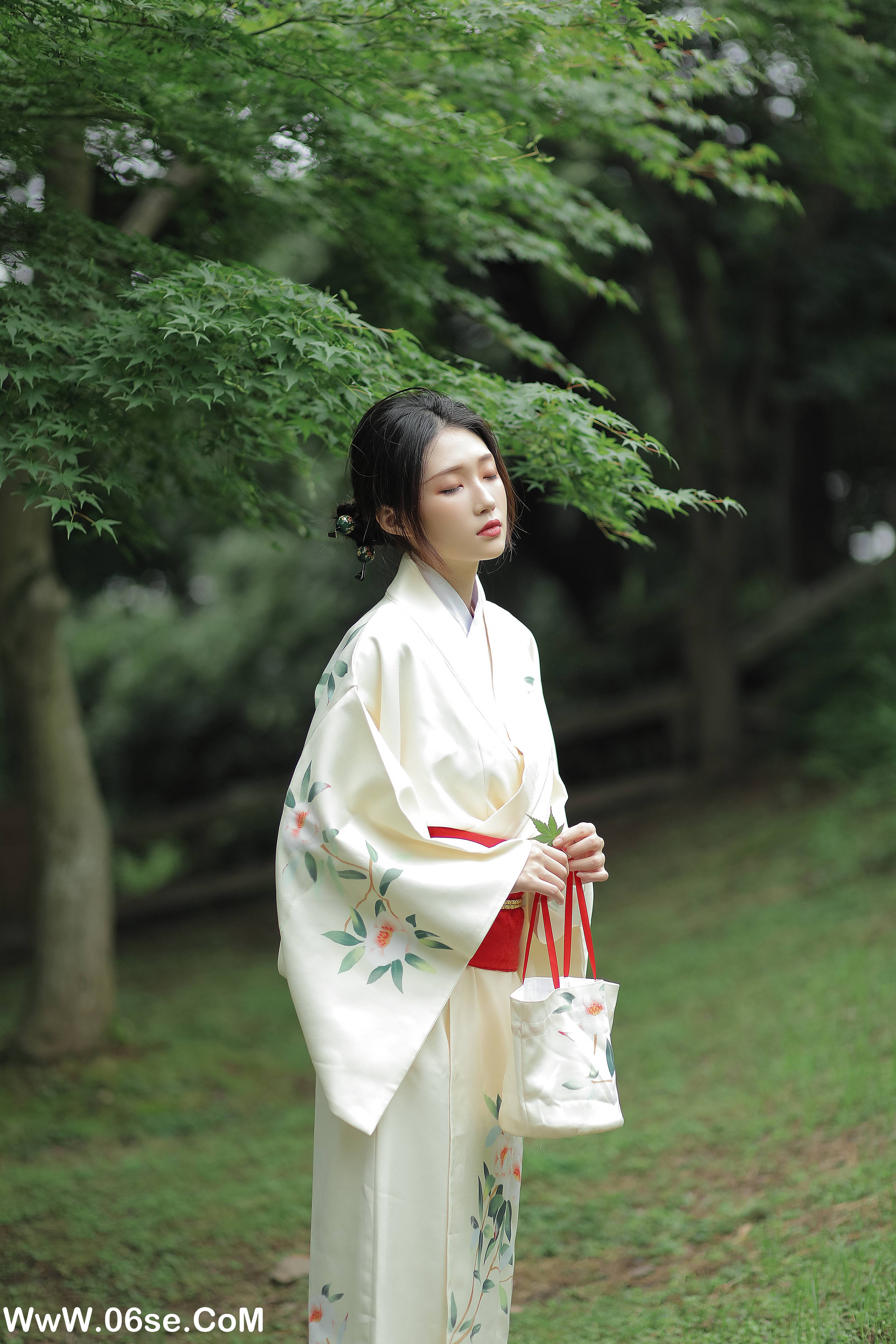图片[22]-[YITUYU艺图语]2022.01.08 四月桃林 柳柳[34+1P／408MB]-六色网