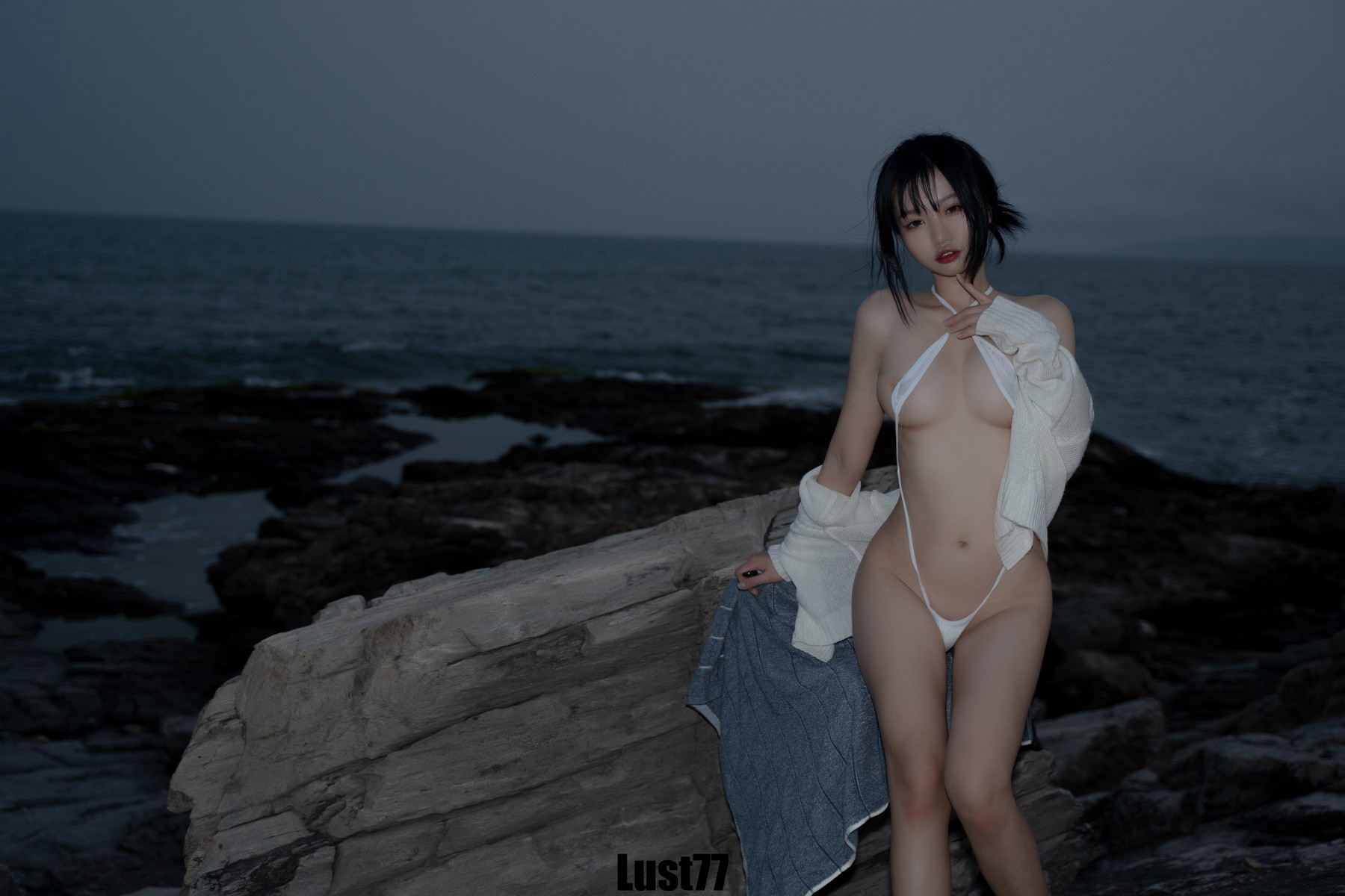 Cosplay 柒柒要乖哦 礁石海岸 34
