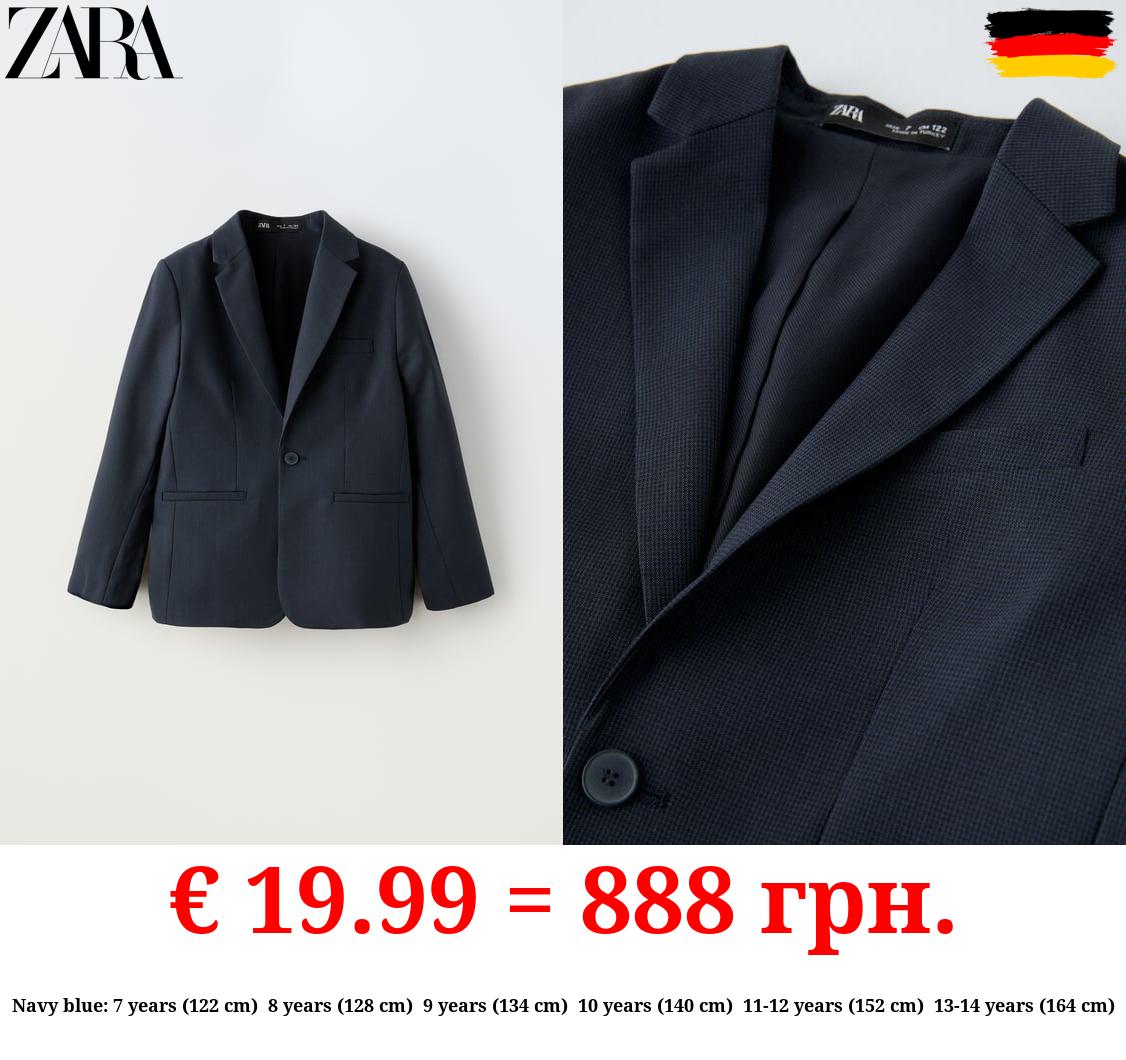 TEXTURED SUIT BLAZER