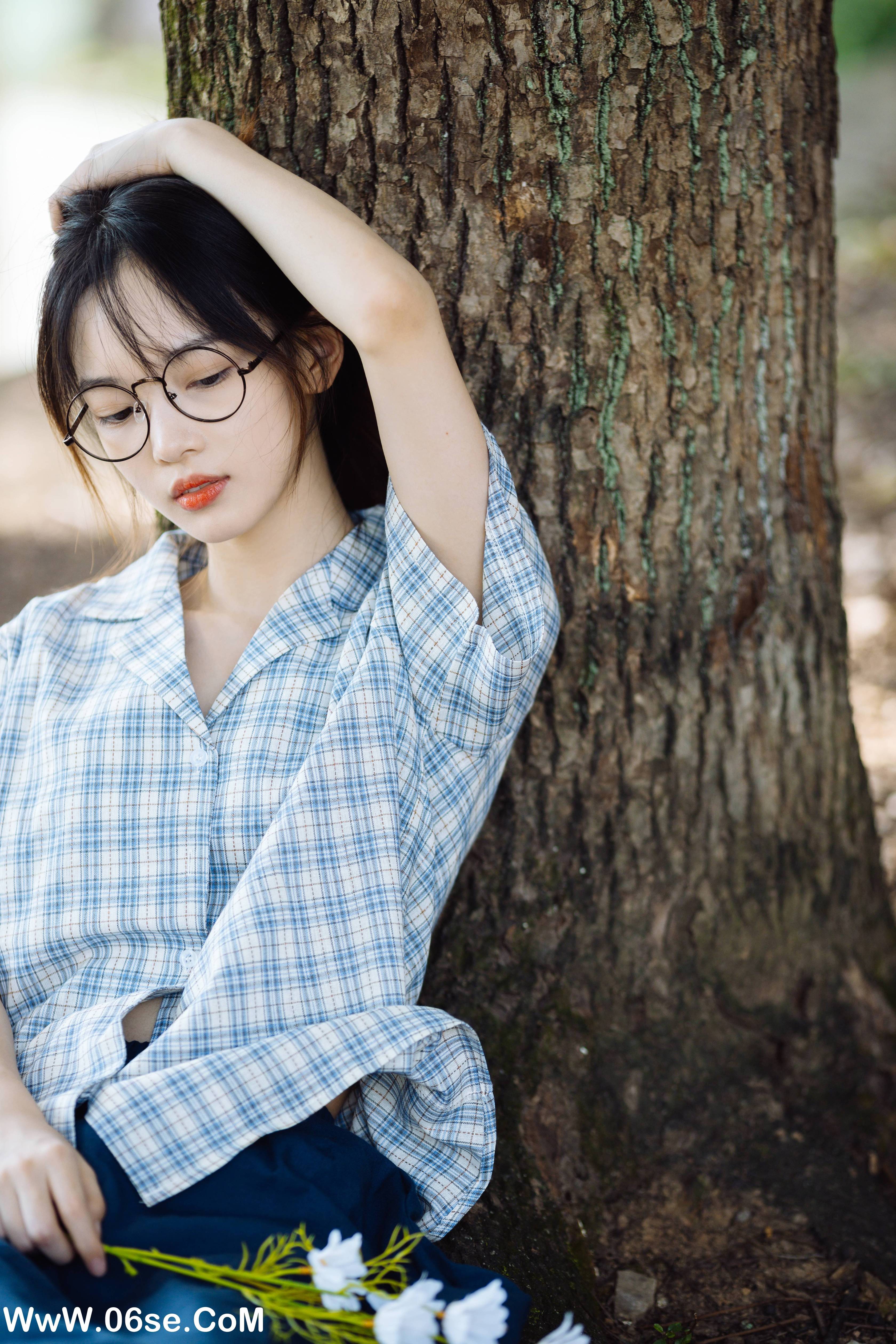 图片[5]-[YITUYU艺图语]2022.01.03 树下的蓝色往事 一鸭咿呀哟[23+1P／353MB]-六色网