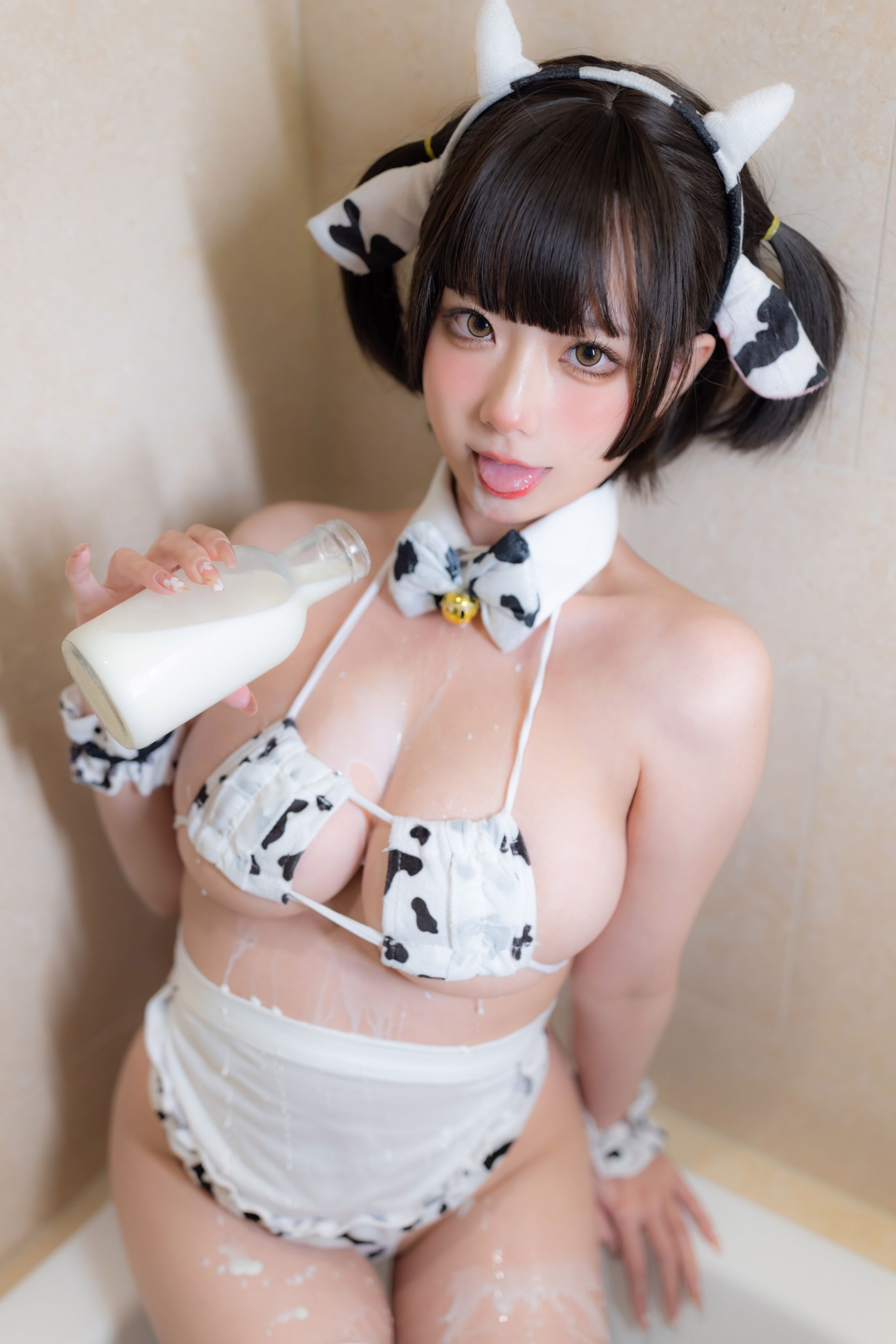 wendydydydy_酱油 奶牛女仆 [18P-35MB] 12