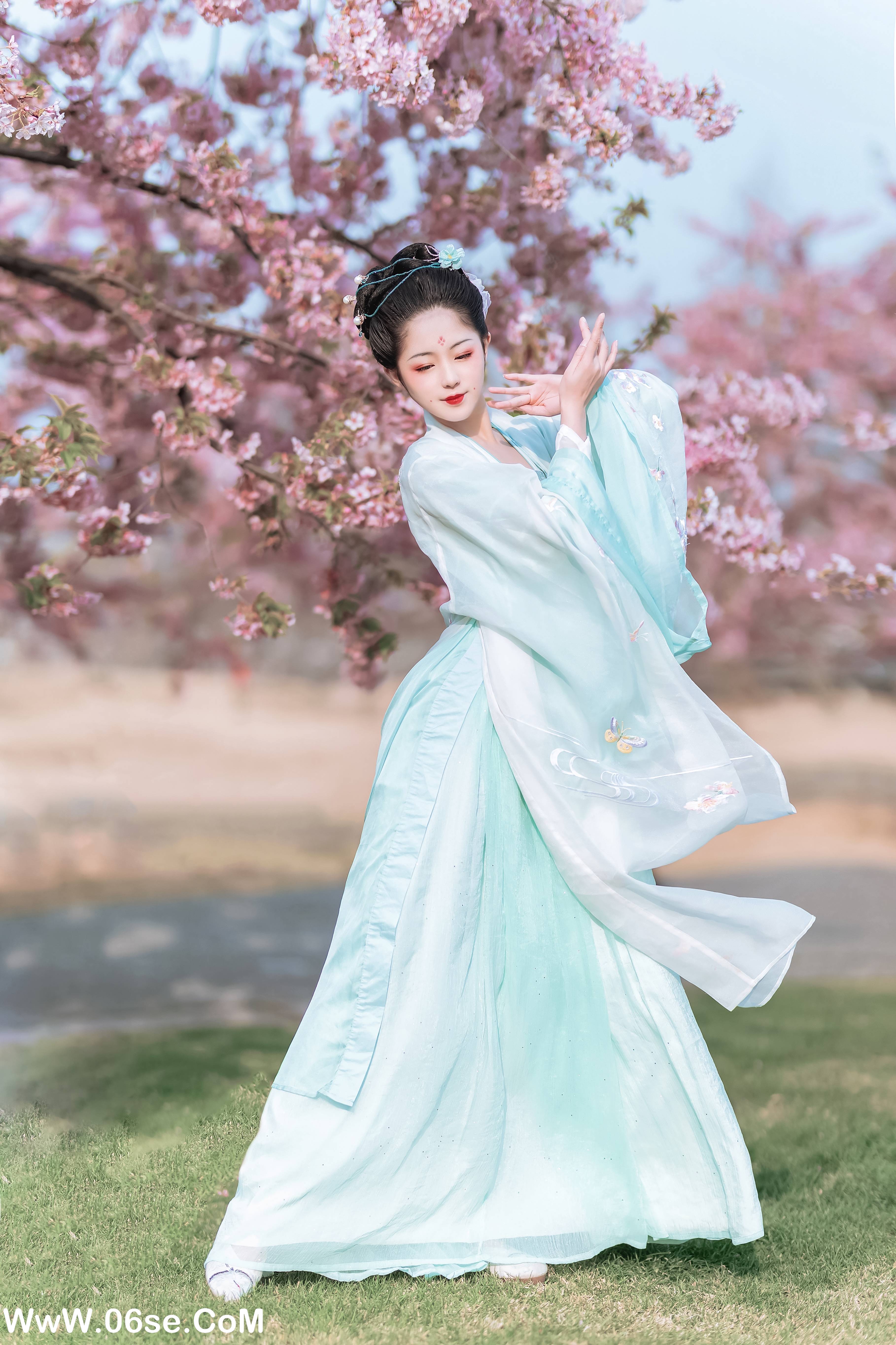 图片[6]-[YITUYU艺图语]2022.06.27 樱花美人 蟋蟀呀[32P-225.6M]-六色网
