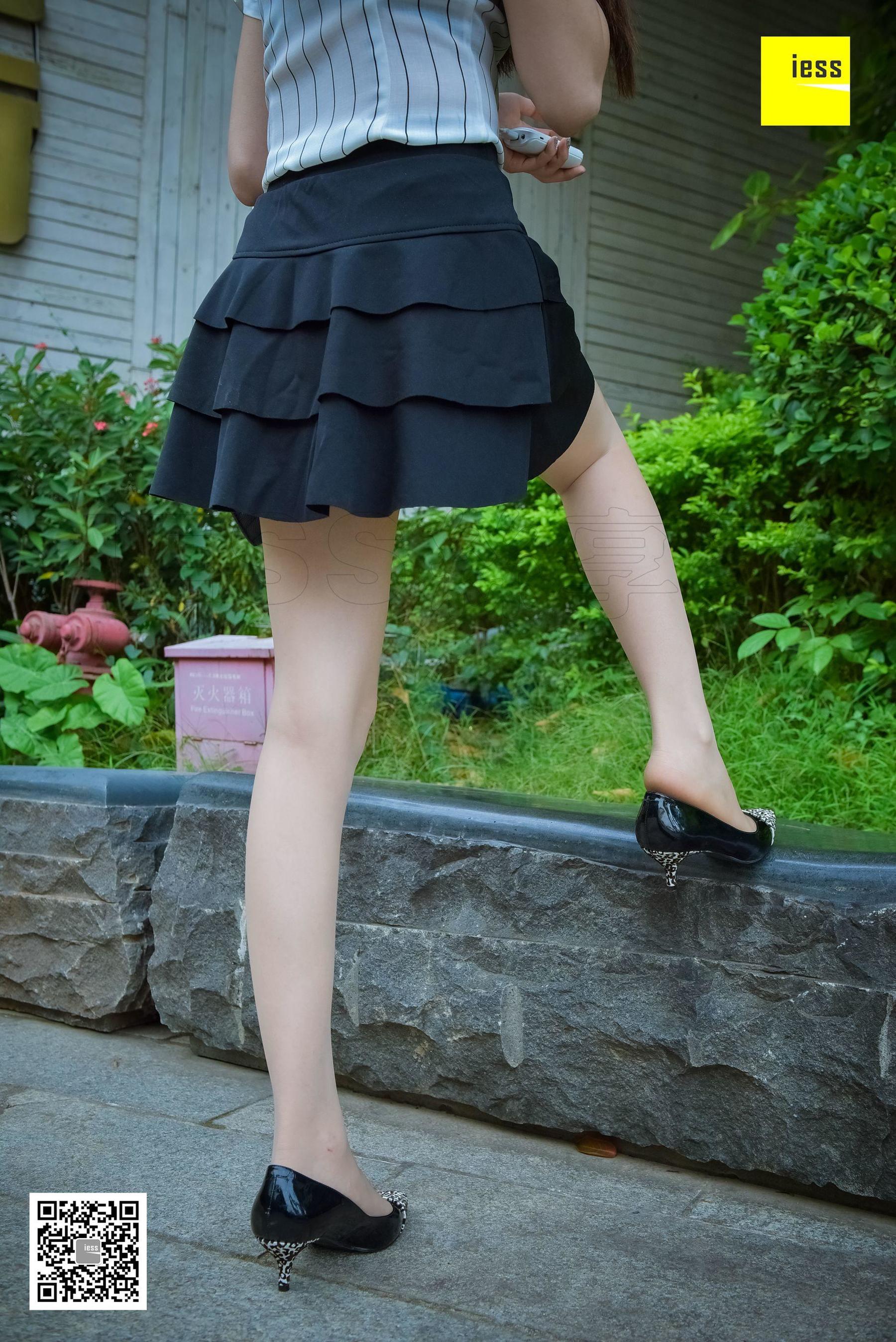 七七《坐在石凳上的美女》[异思趣向IESS]_丝享家169-写真图集共98P 8