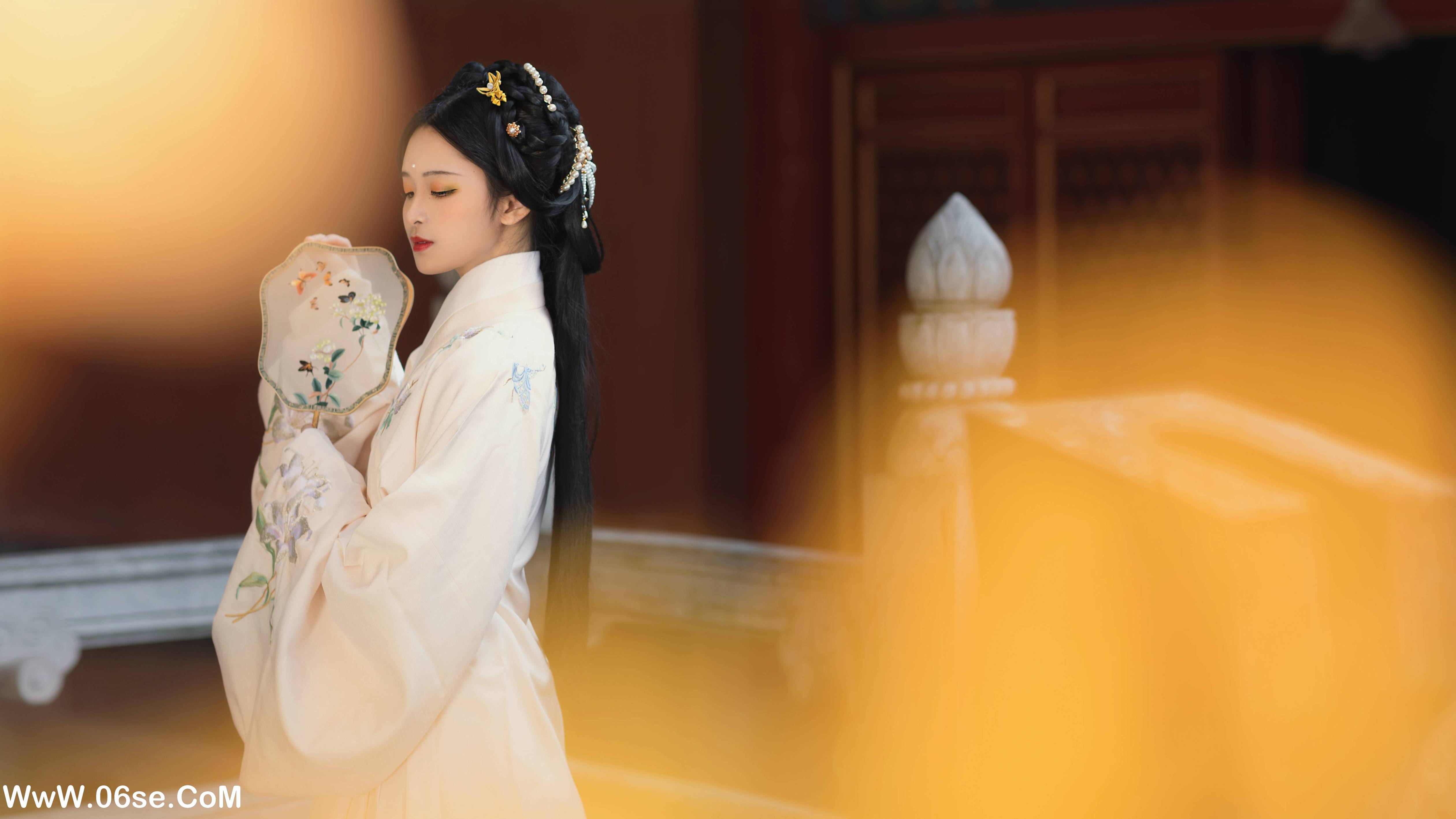 图片[6]-[YITUYU艺图语]2022.12.28 始觉秋风还 是蝶绪咩[19+1P／173MB]-六色网