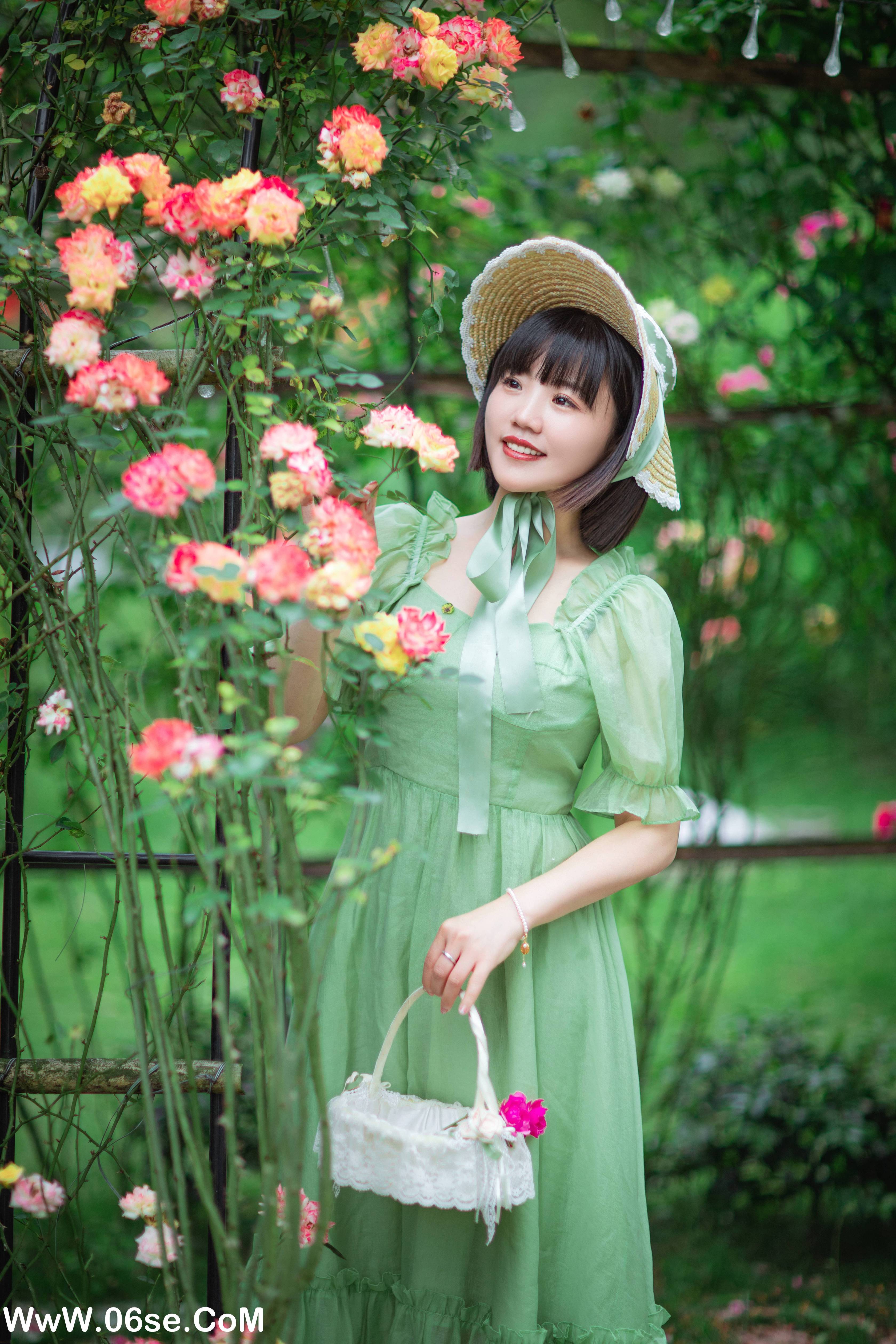 图片[3]-[YITUYU艺图语]2022.08.12 蔷薇花开 冬琴[19+1P／347MB]-六色网