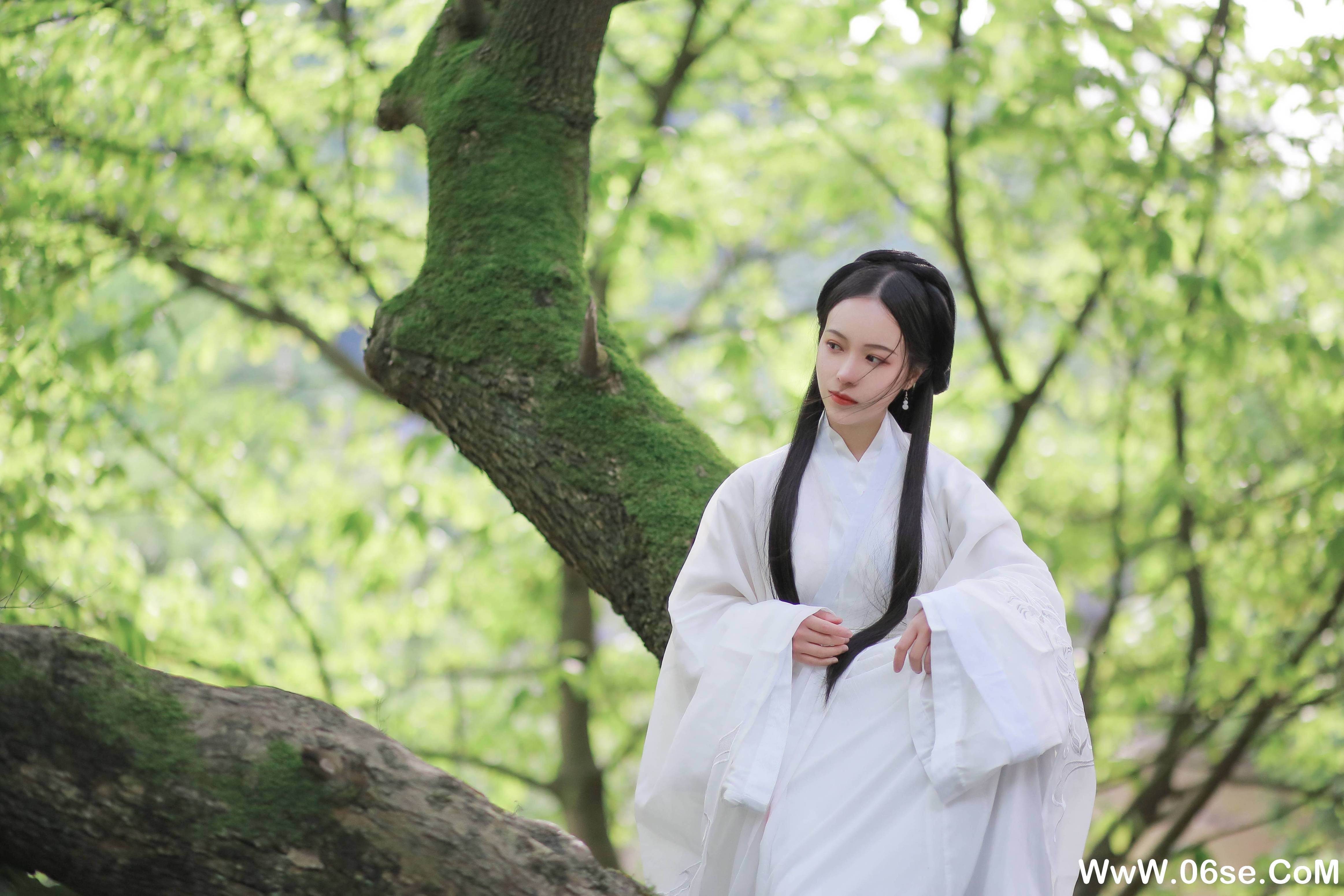 图片[16]-[YITUYU艺图语]2021.10.28 西南风 木冉[24+1P／230MB]-六色网