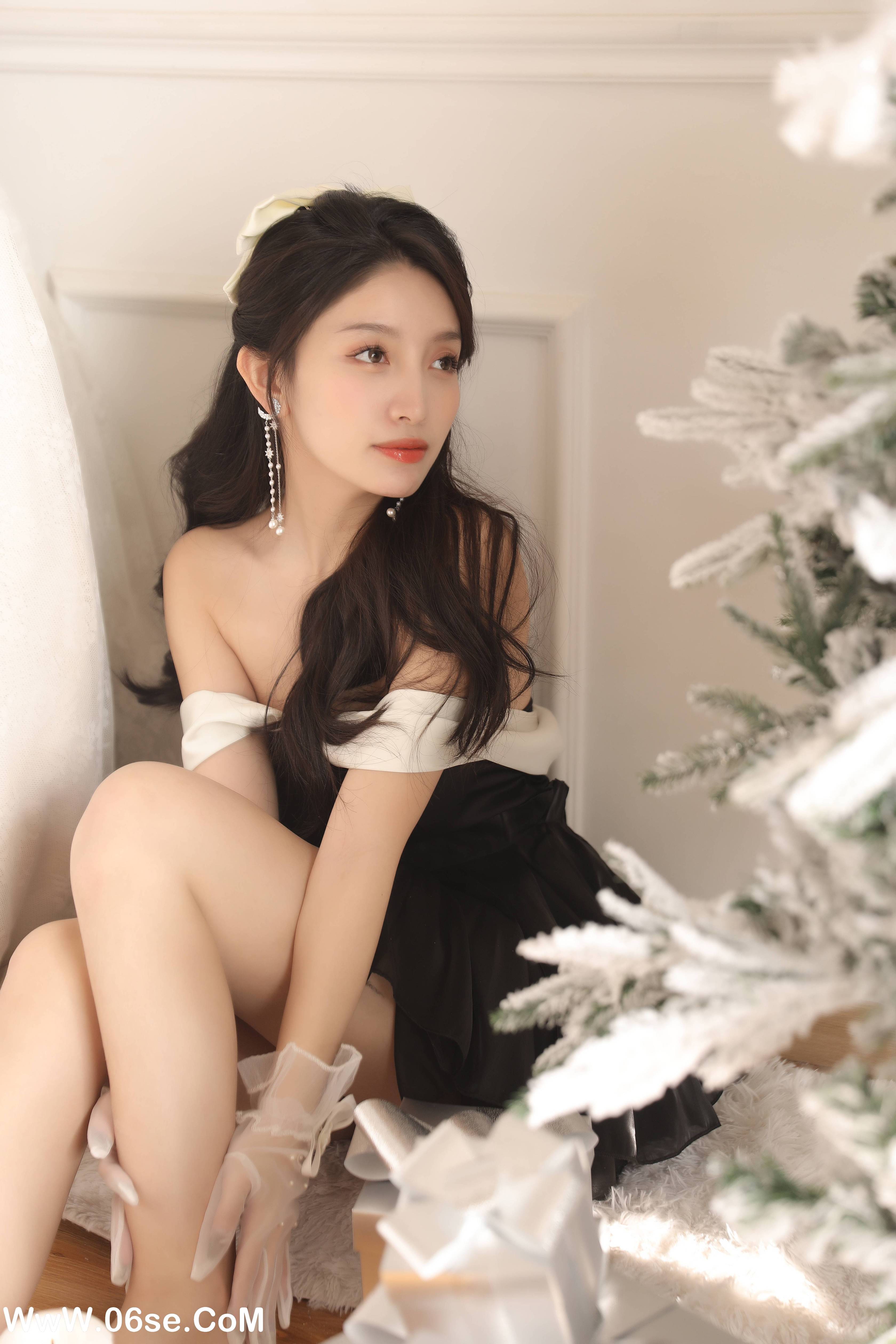 图片[29]-[YITUYU艺图语]2022.12.08 千金圣诞 柠萌婧啊[35+1P／443MB]-六色网