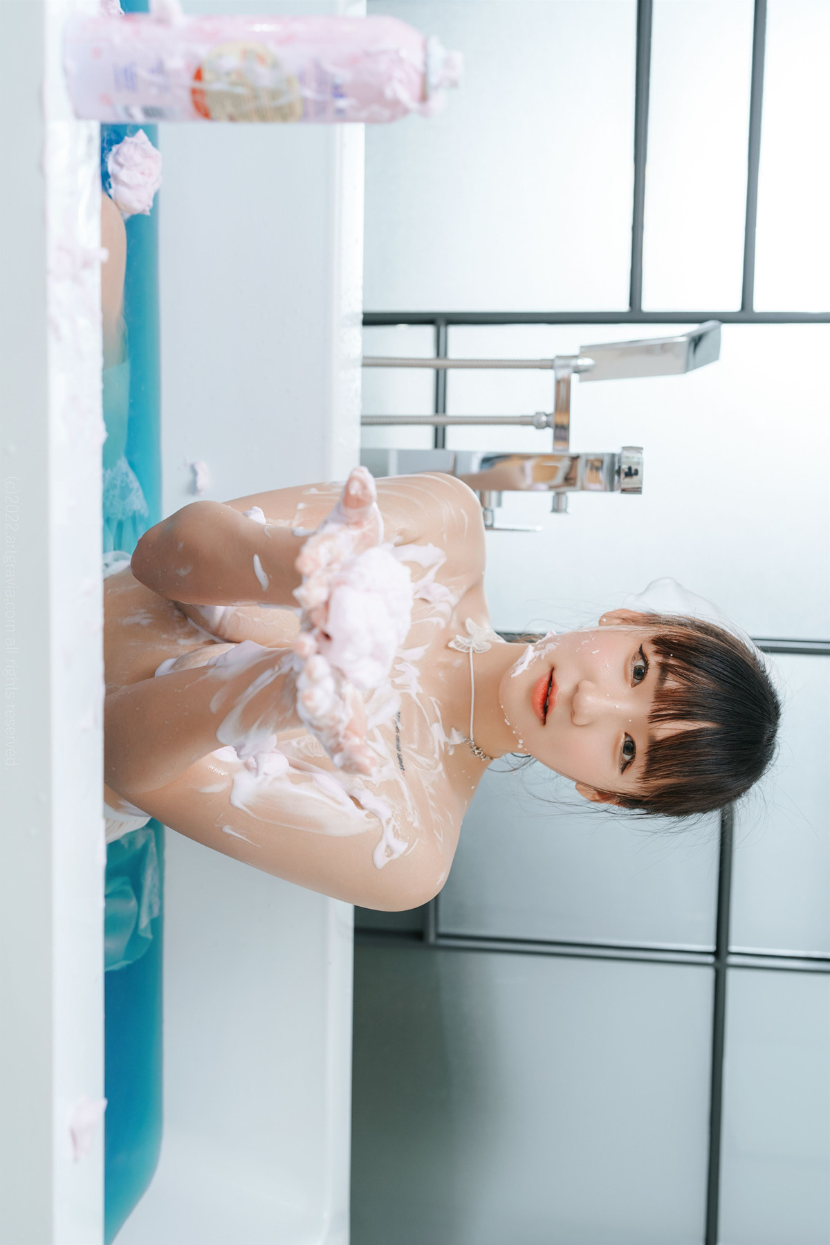 Hendoong 혠둥이, ArtGravia Vol.415 Photobook Set.02 25