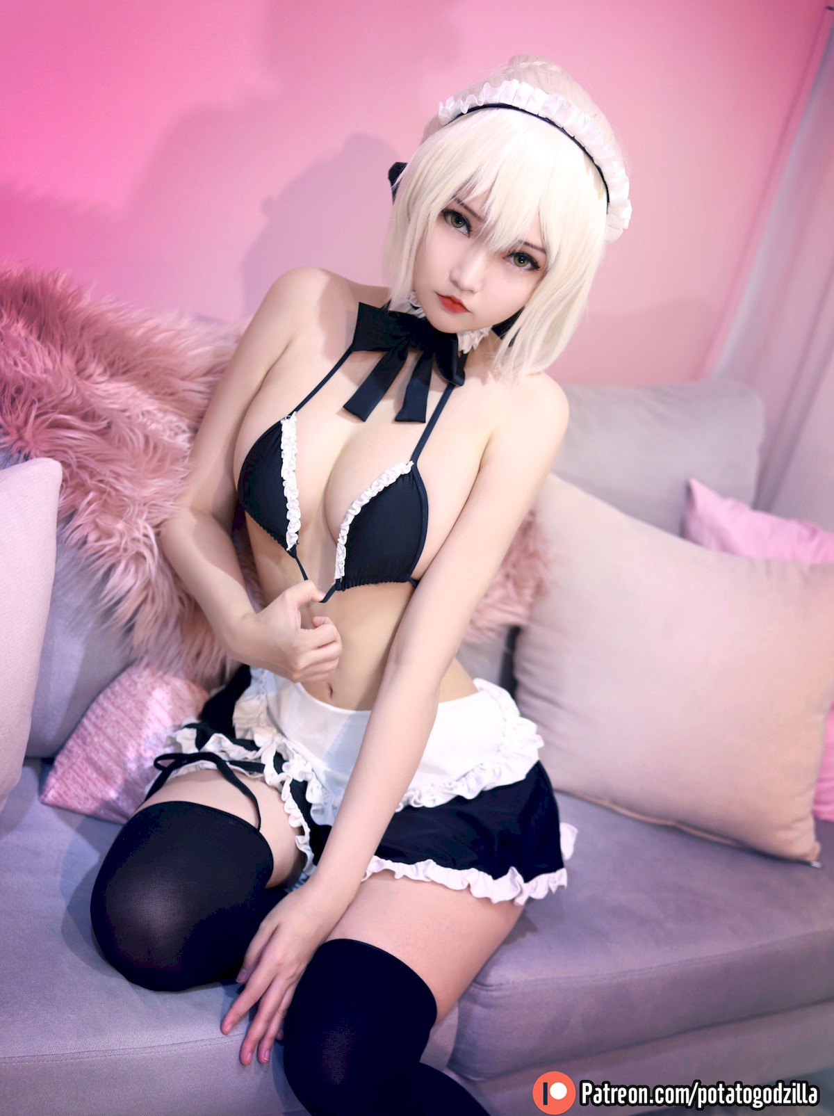 Potato Godzilla Cosplay セイバーオルタ メイド Ver. 34