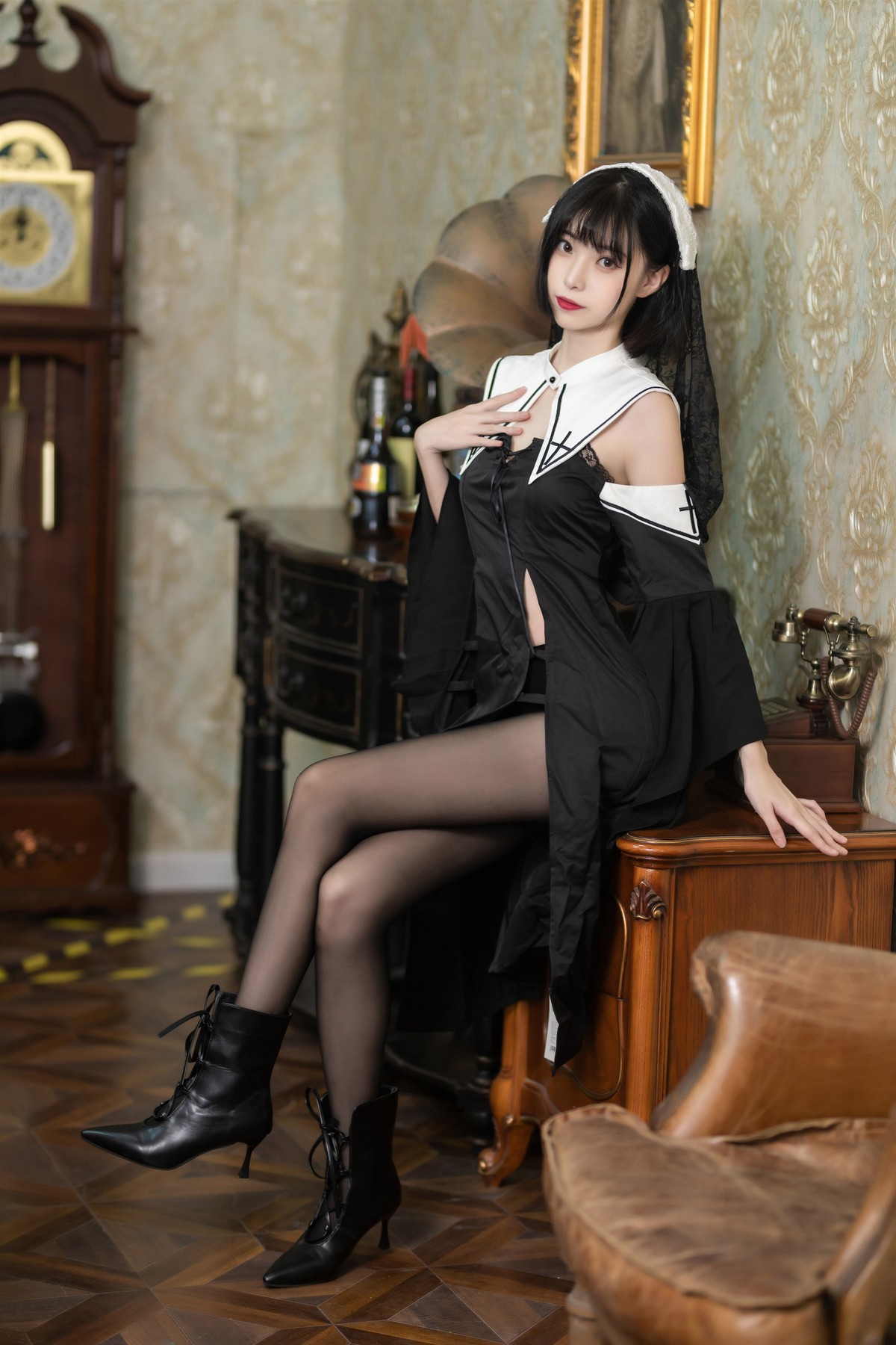 Cosplay 许岚 叁月life 暗黑修女 8
