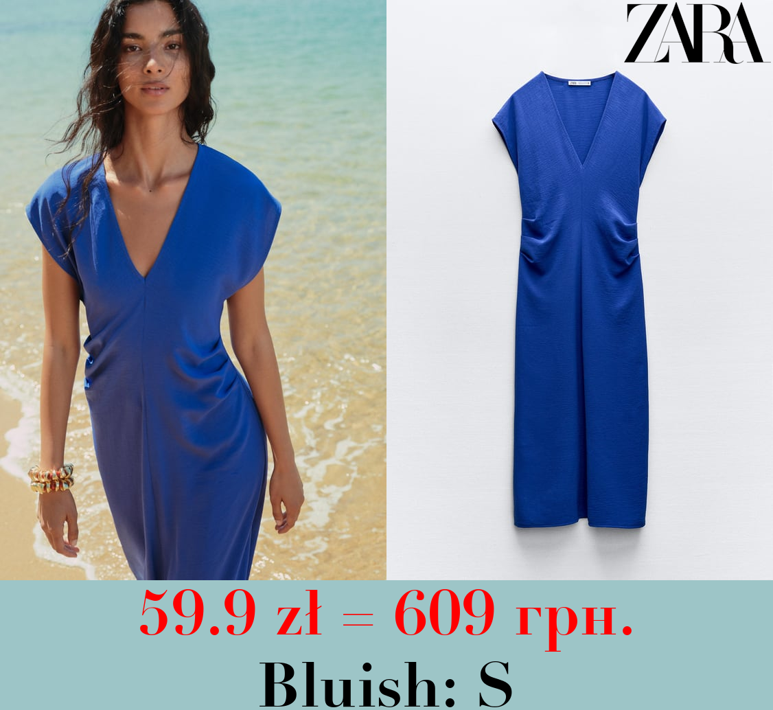 FLOWING DRESS WITH GATHERING