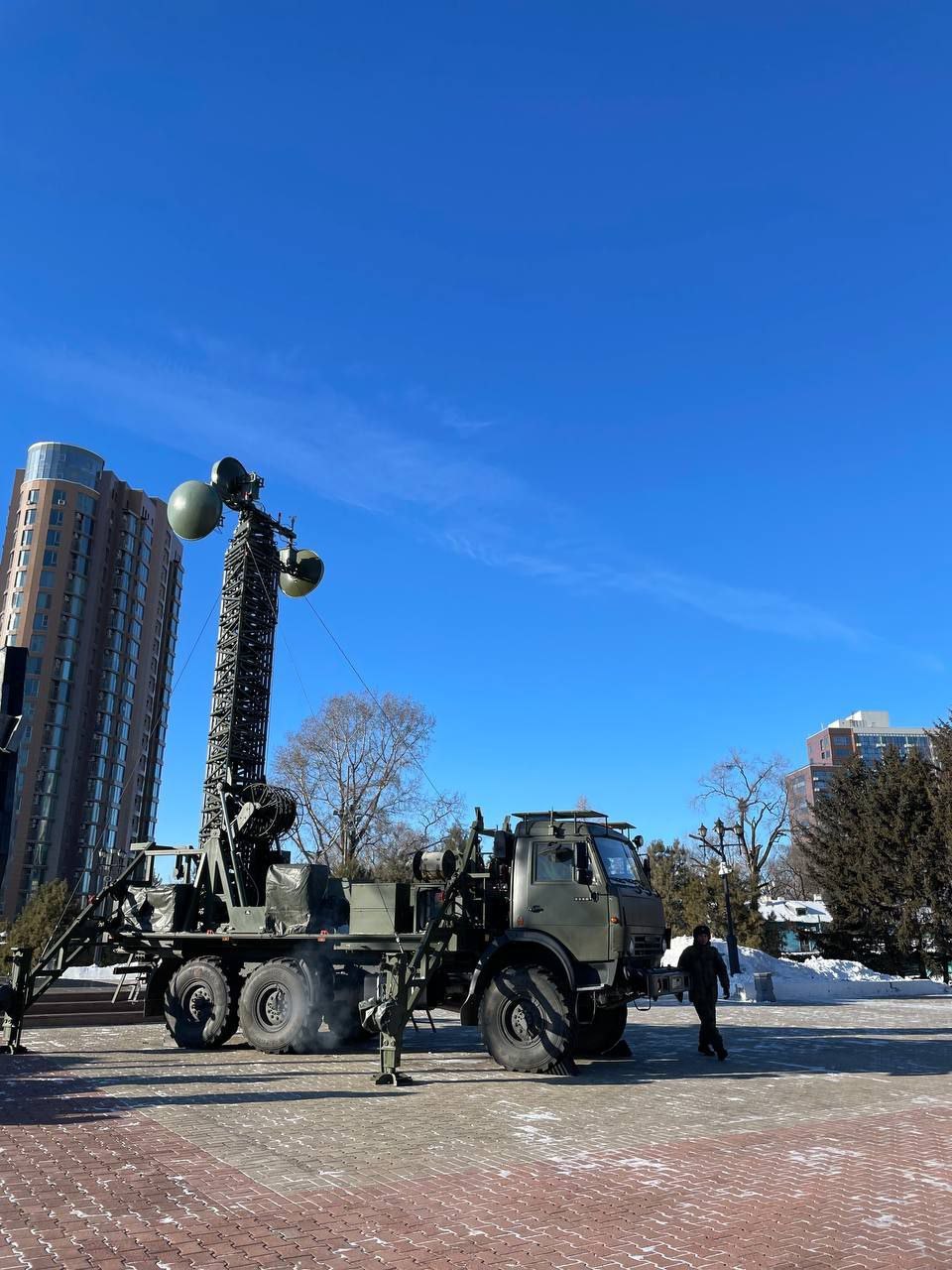 Военная техника на площади Славы в Хабаровске