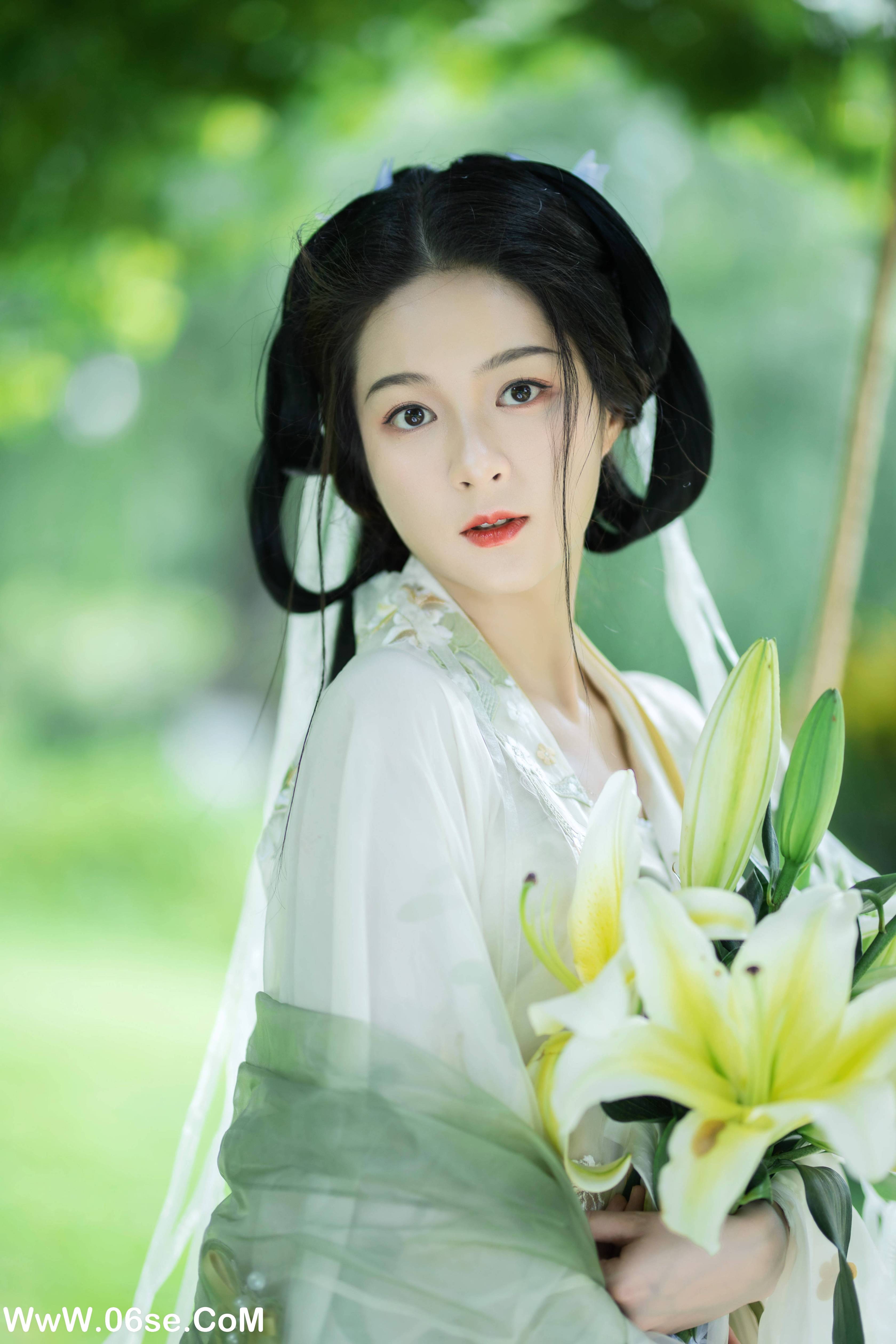 图片[3]-[YITUYU艺图语]2022.08.13 夏日百合 余鱼_Coo[21+1P／59.6MB]-六色网