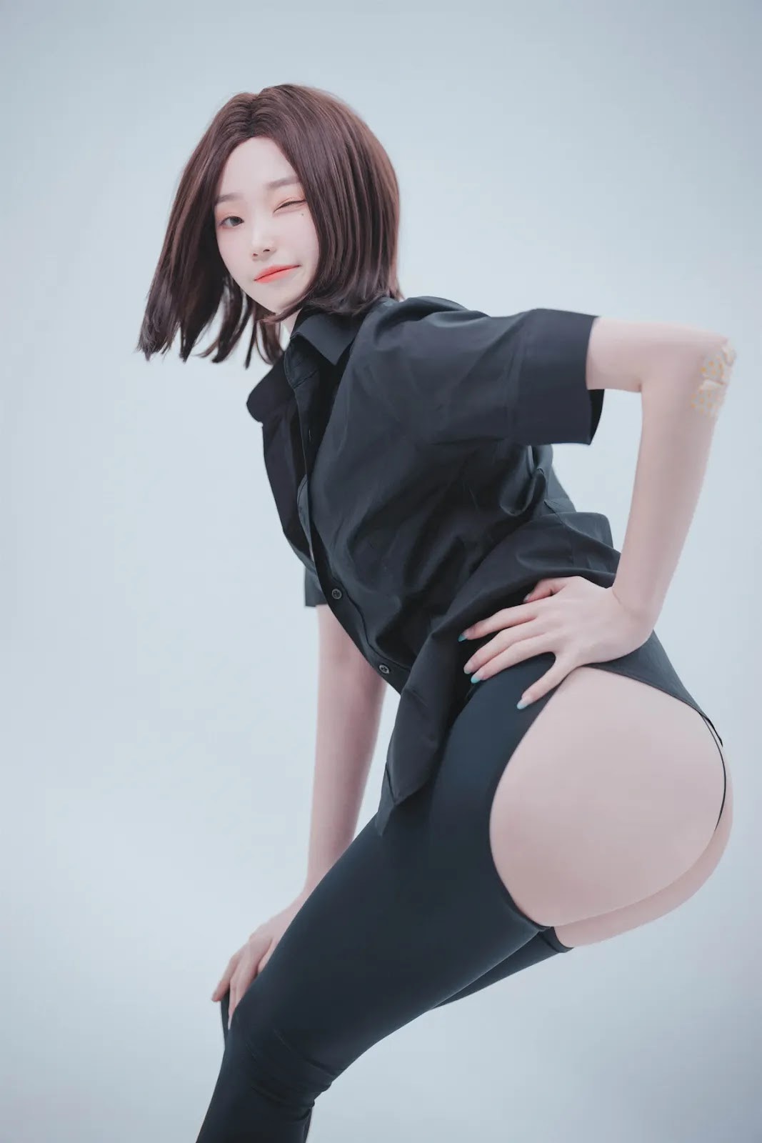 Bambi 밤비, [DJAWA] Hi Sam! Version-B 36