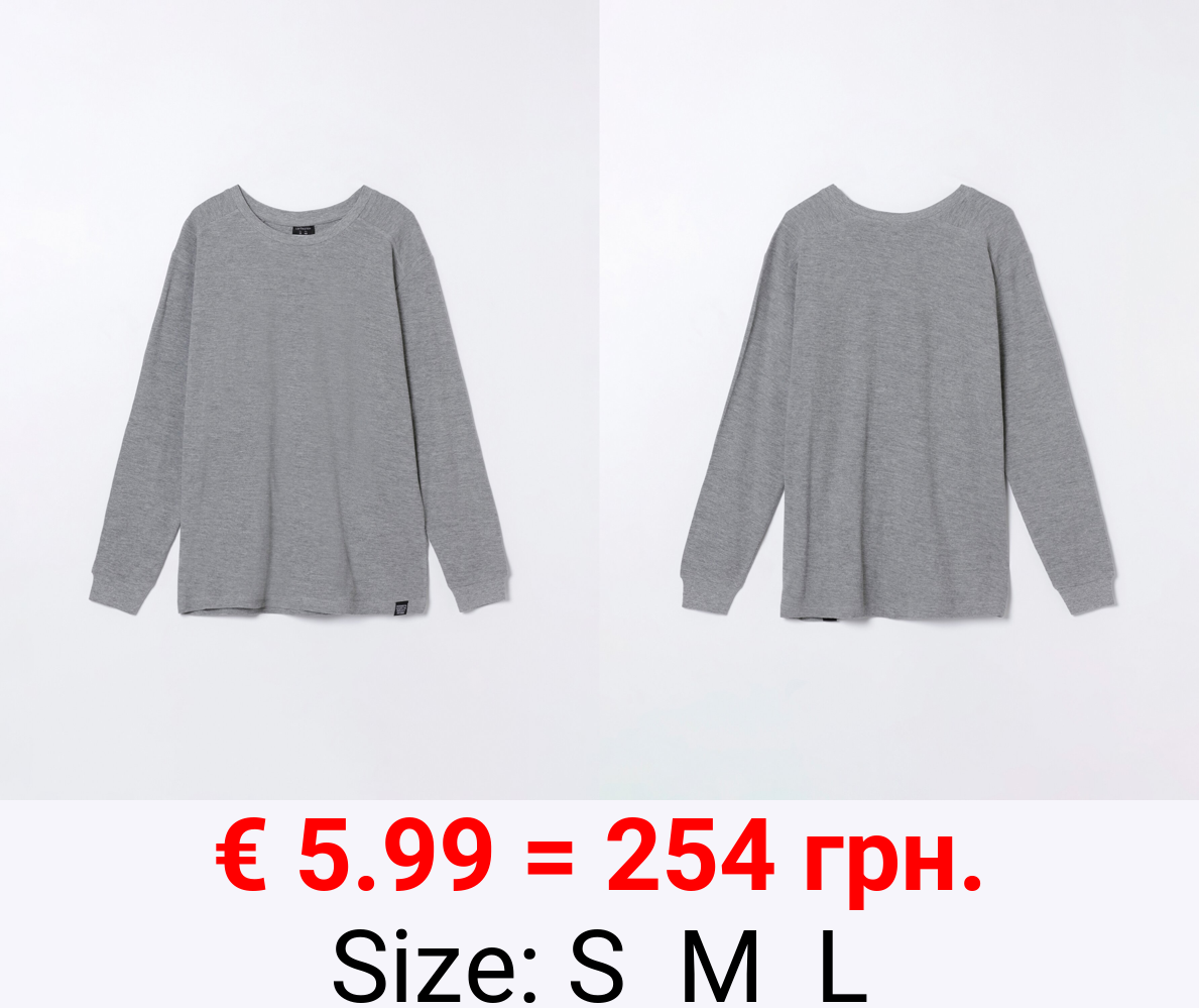 Textured T-shirt with long sleeves