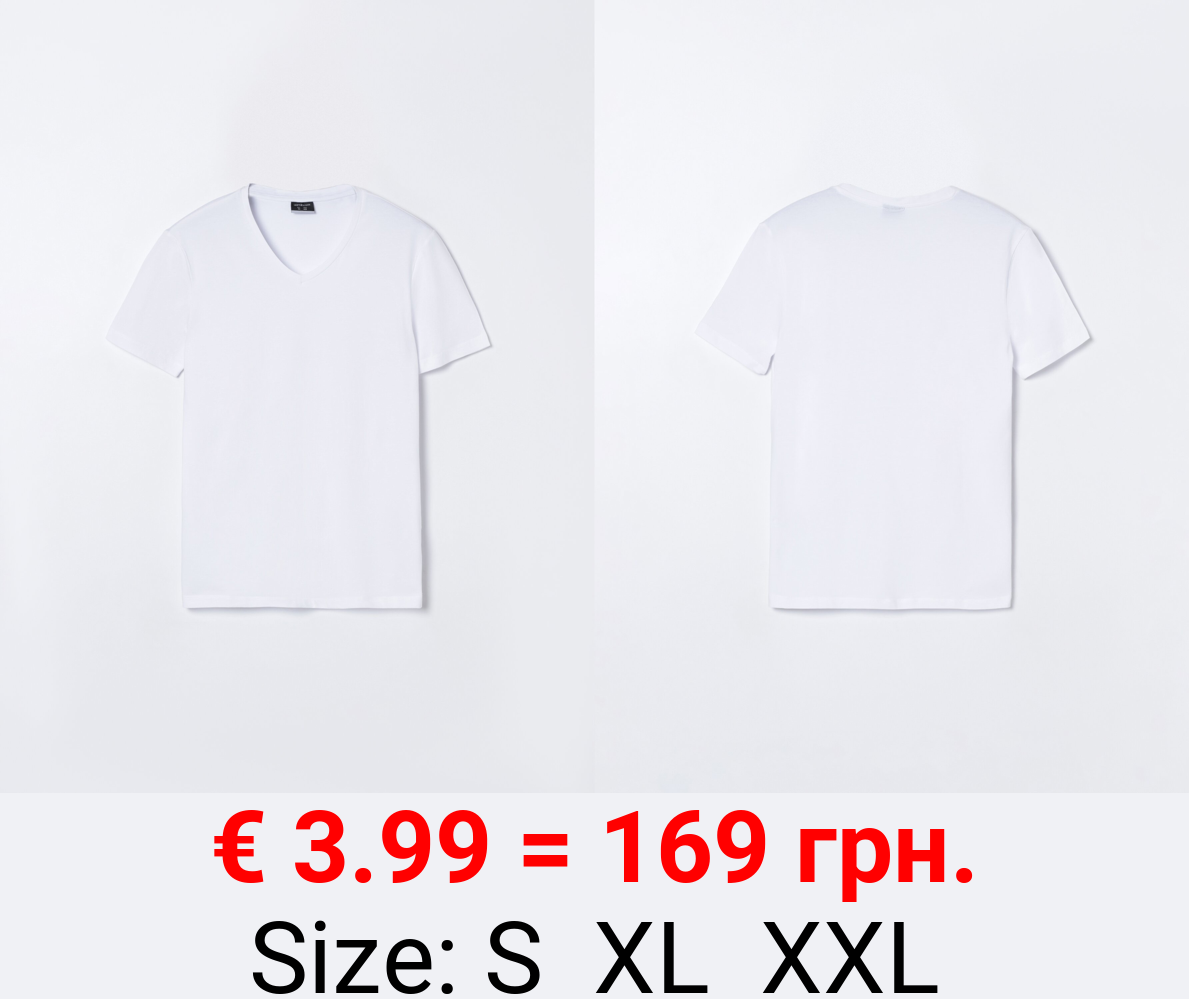 Slim fit V-neck T-shirt