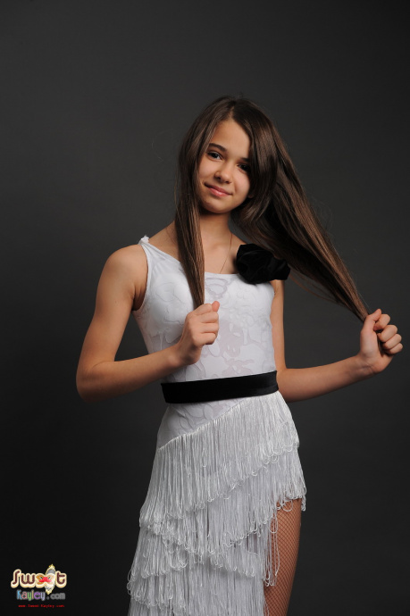 [Image: 13d98a5518d10a9378cea.jpg]