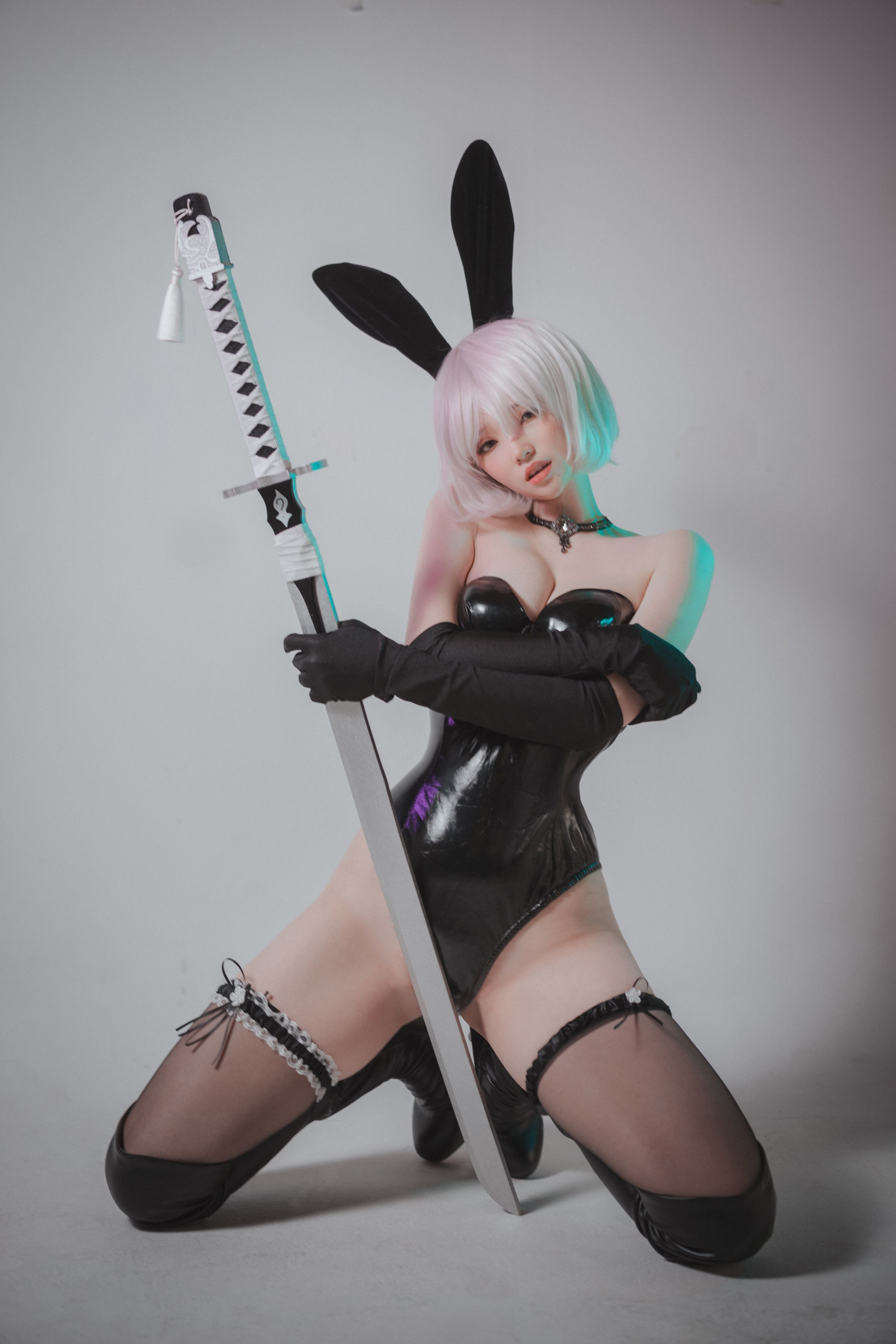 DJAWA Photo - Bambi (밤비) - La Rose NoirE 2B 70
