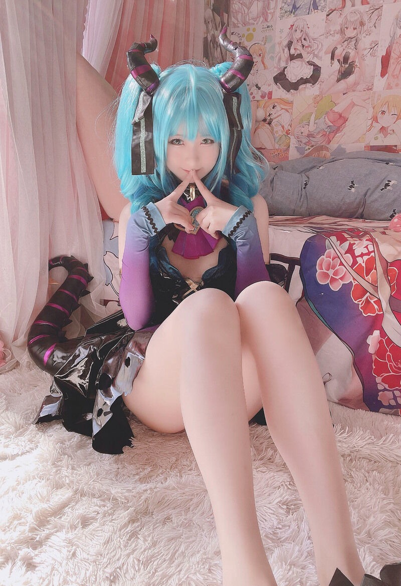 小悪魔ミク 24