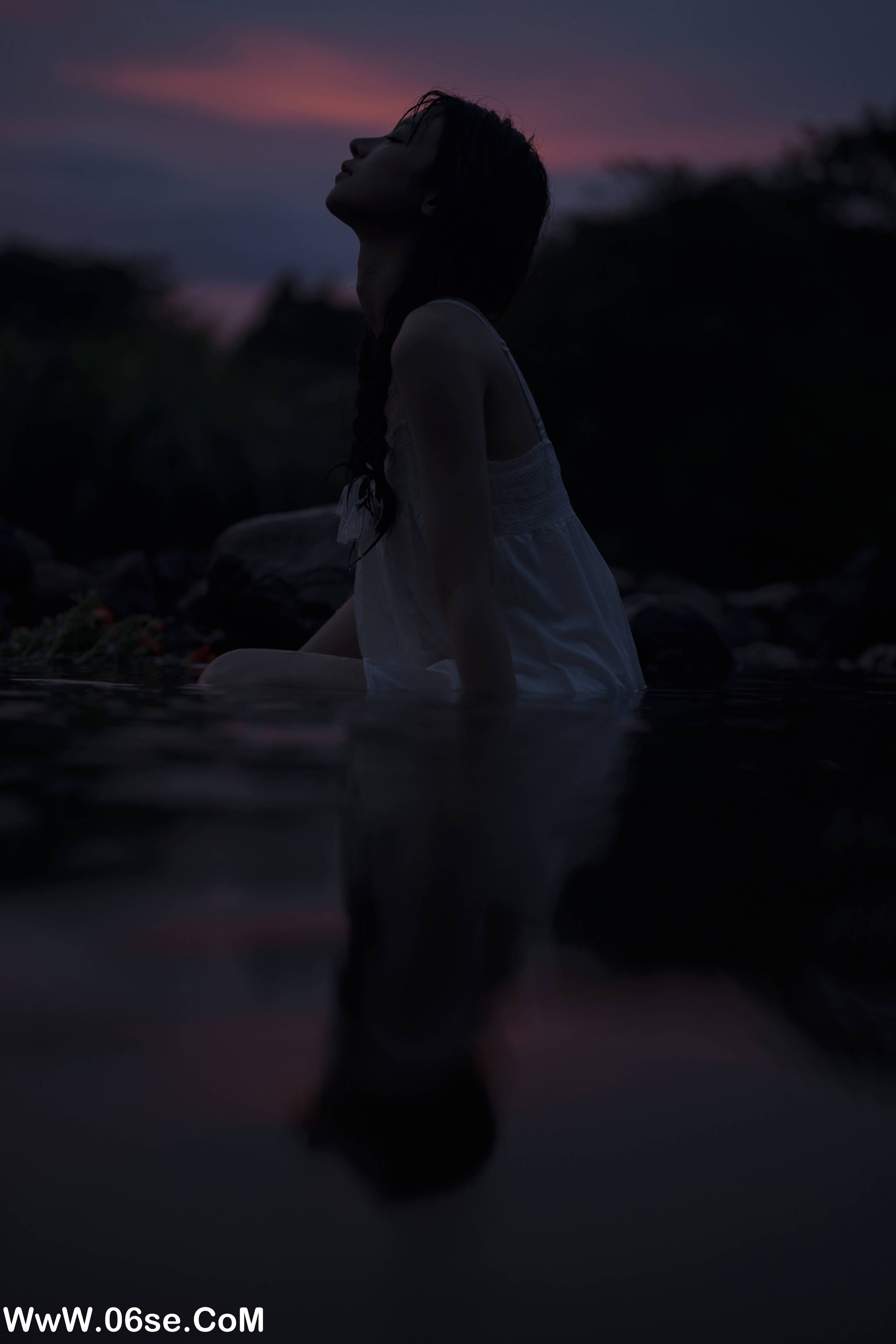 图片[50]-[YITUYU艺图语]2022.09.12 又甜又欲，很难不爱。山涧溪水，清凉一夏 七七[56+1P／461MB]-六色网