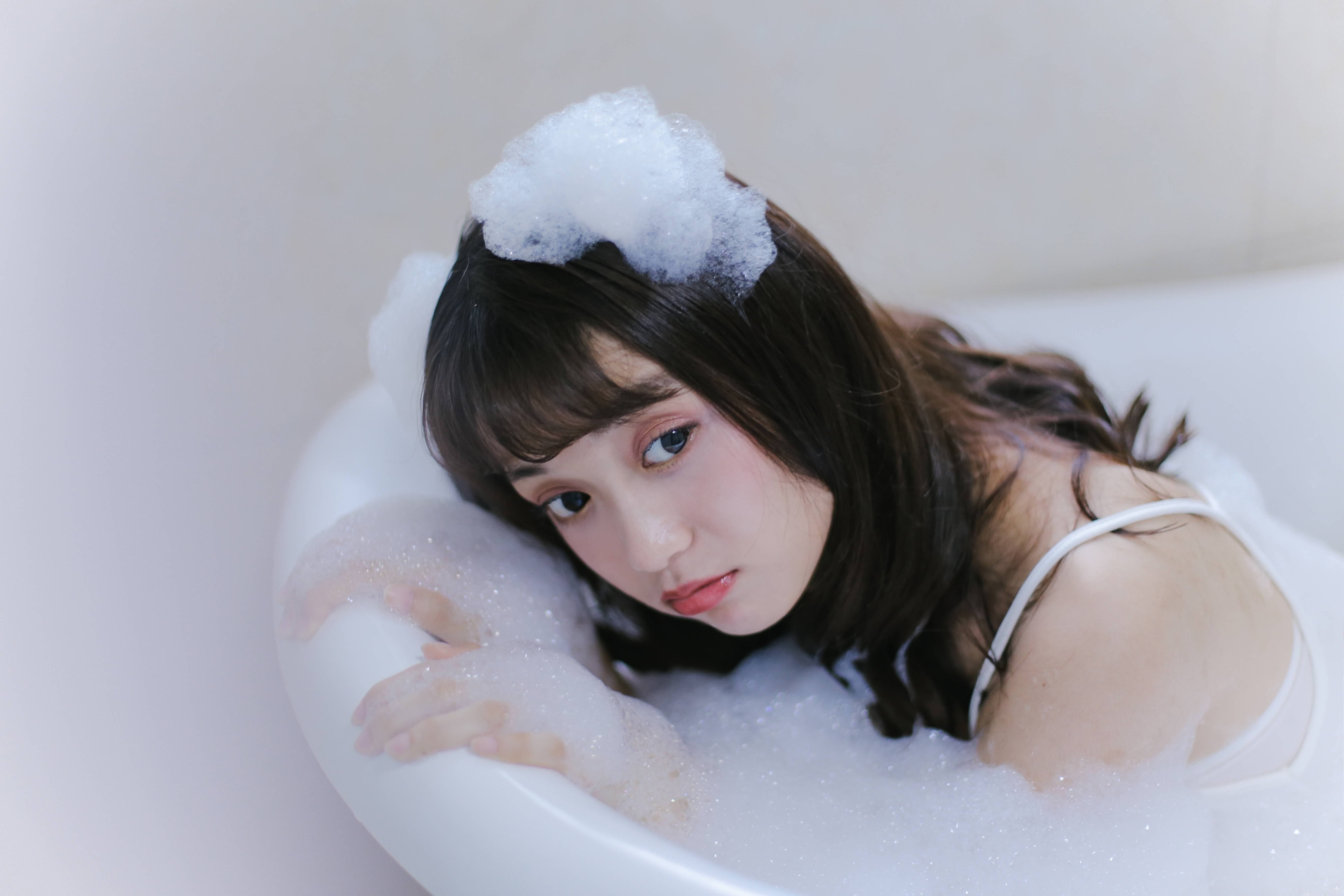 图片[23]-[YITUYU艺图语]2022.08.25 牛奶泡泡浴 一条鱼尾[26+1P／187MB]-六色网