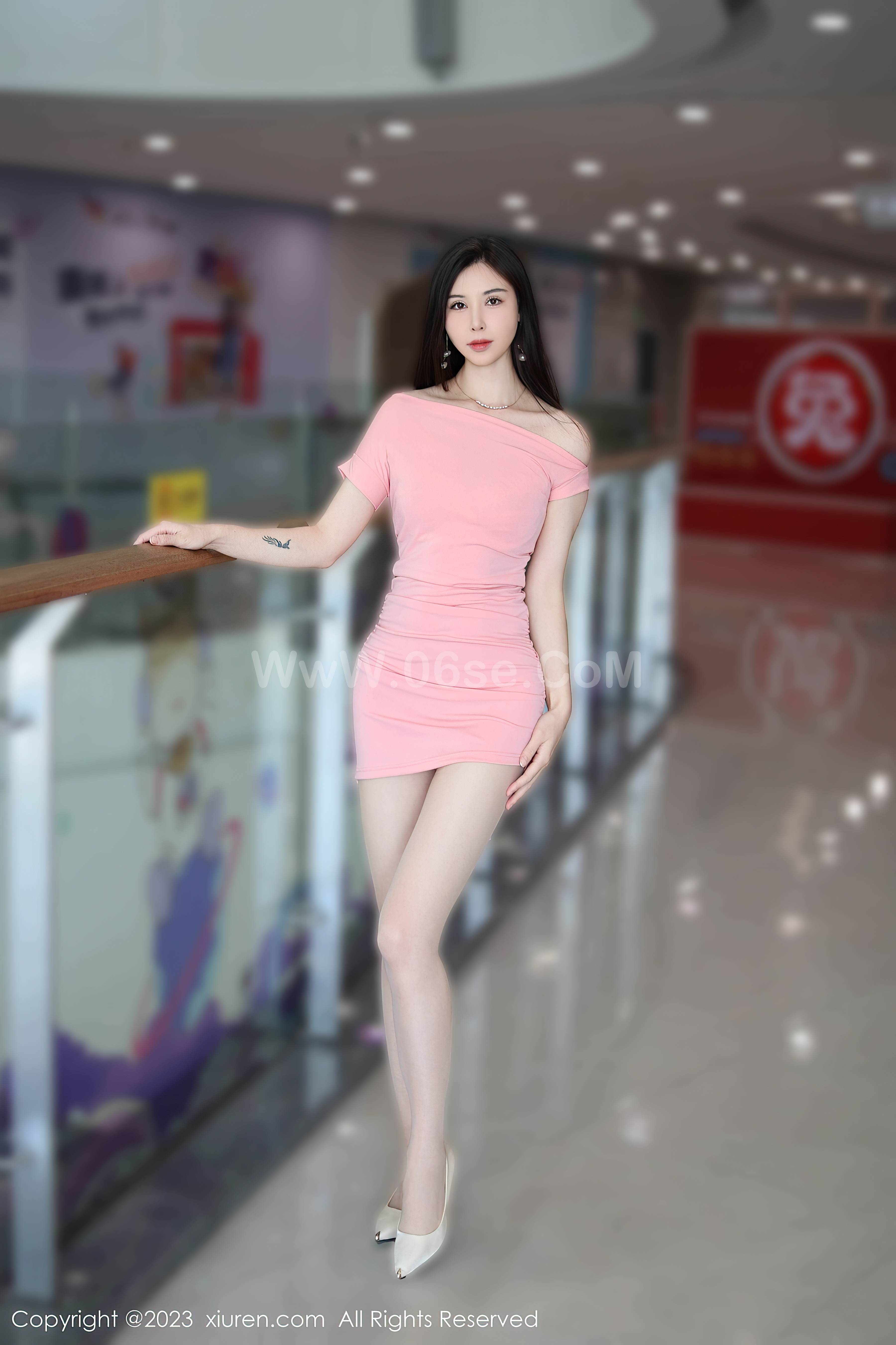图片[2]-[Xiuren秀人网]2023.11.30 NO.7741 曼柔[75+1P／657MB]-六色网