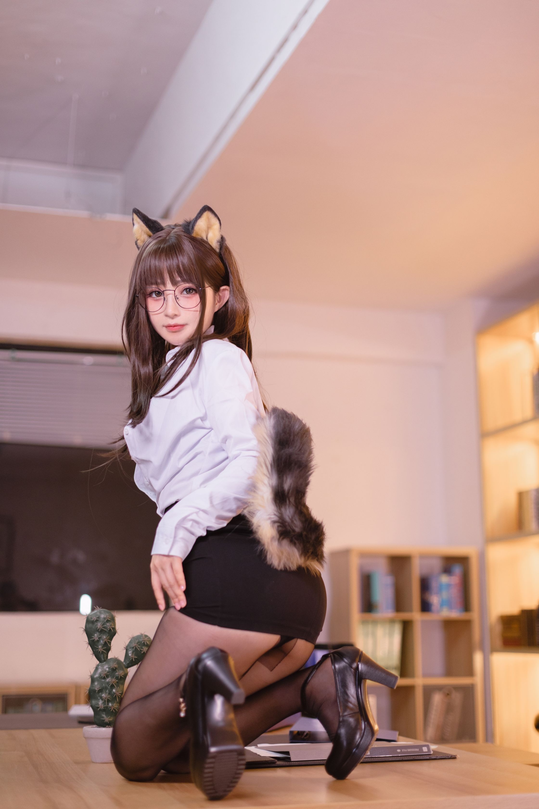 樱井宁宁-柴犬秘书 [58P] 36