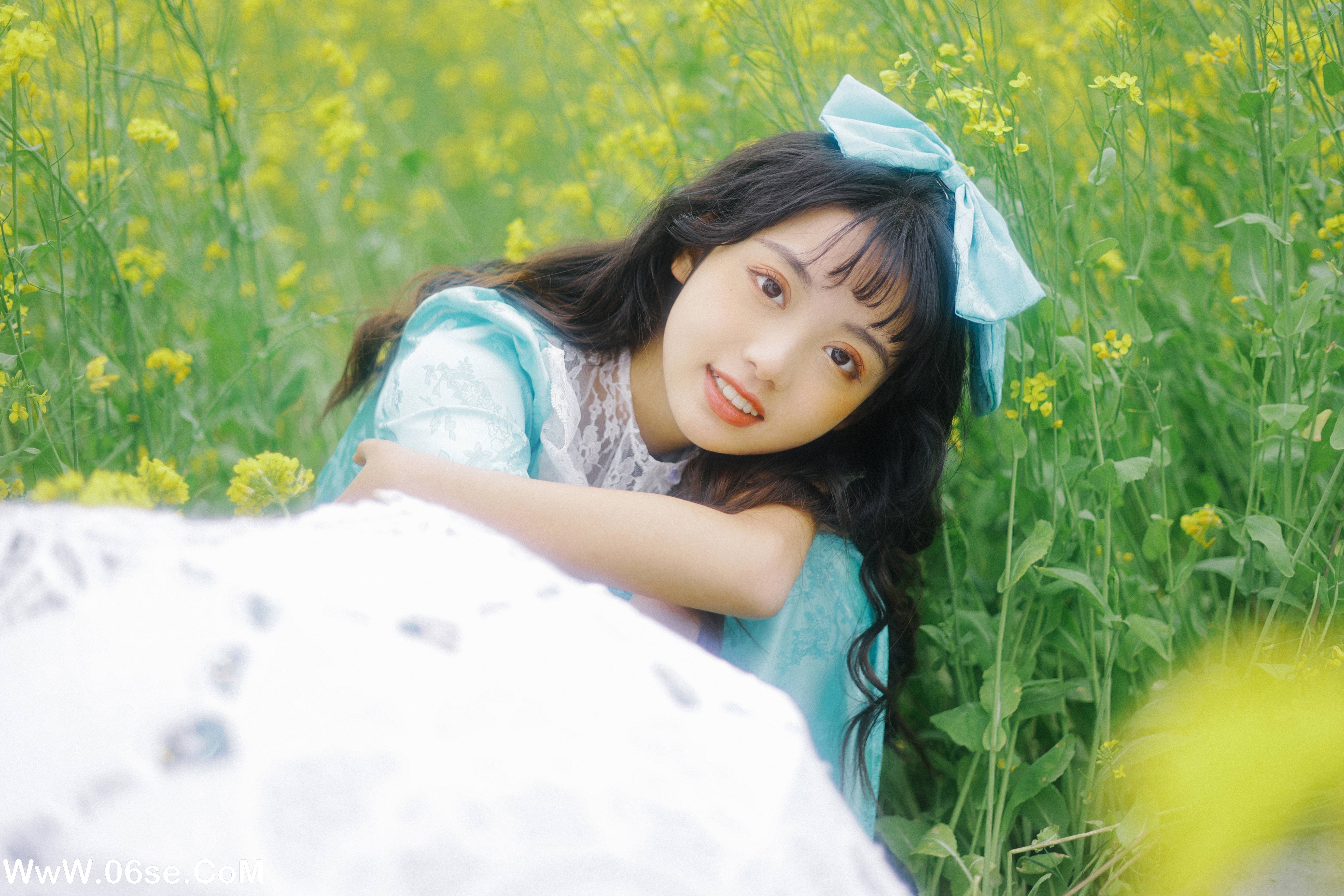 图片[19]-[YITUYU艺图语]2022.05.26 黄色花海 芊芊[24P-263.85MB]-六色网