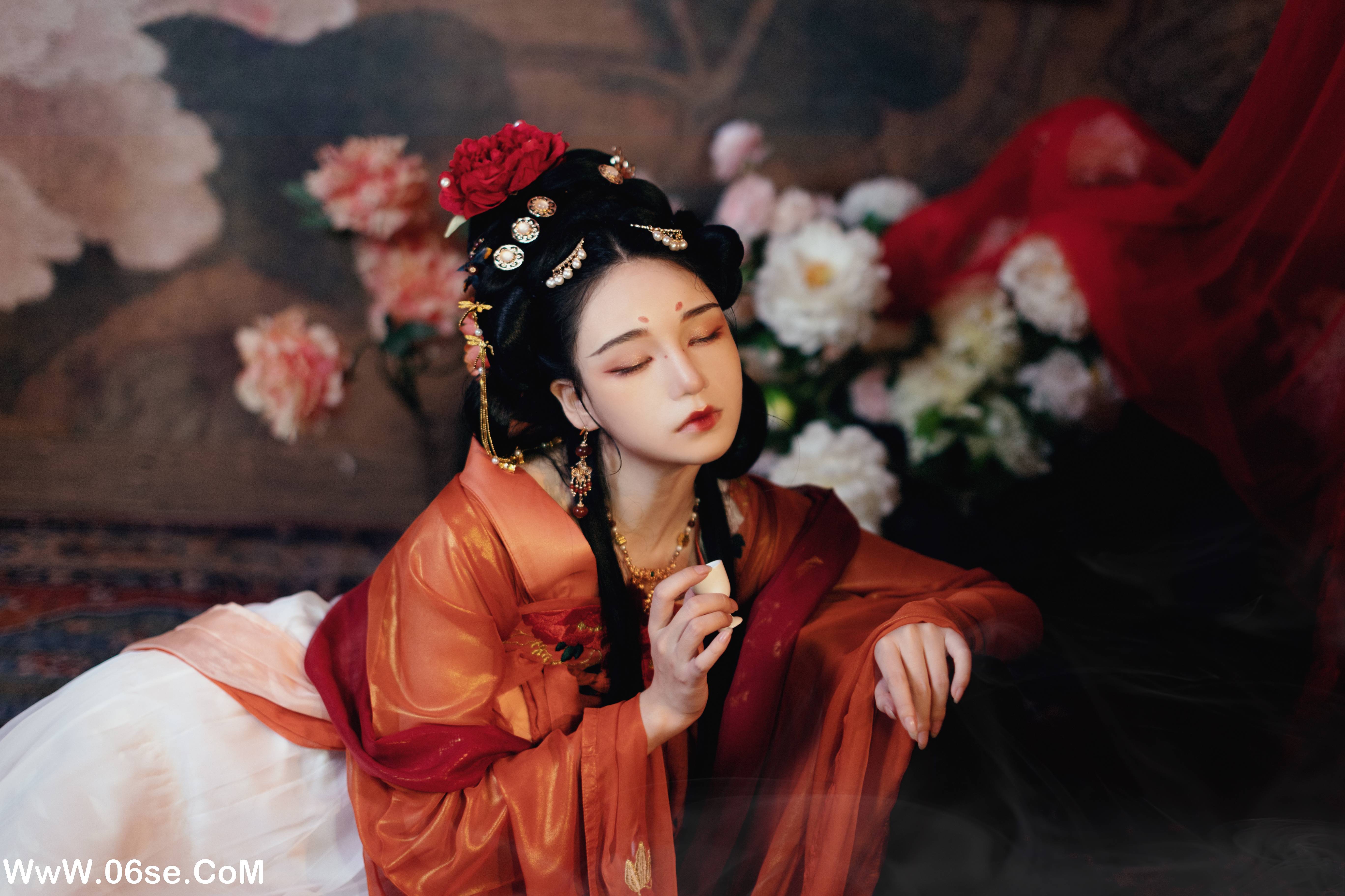 图片[32]-[YITUYU艺图语]2022.06.05 双生狐 秋水[51P-643.56MB]-六色网