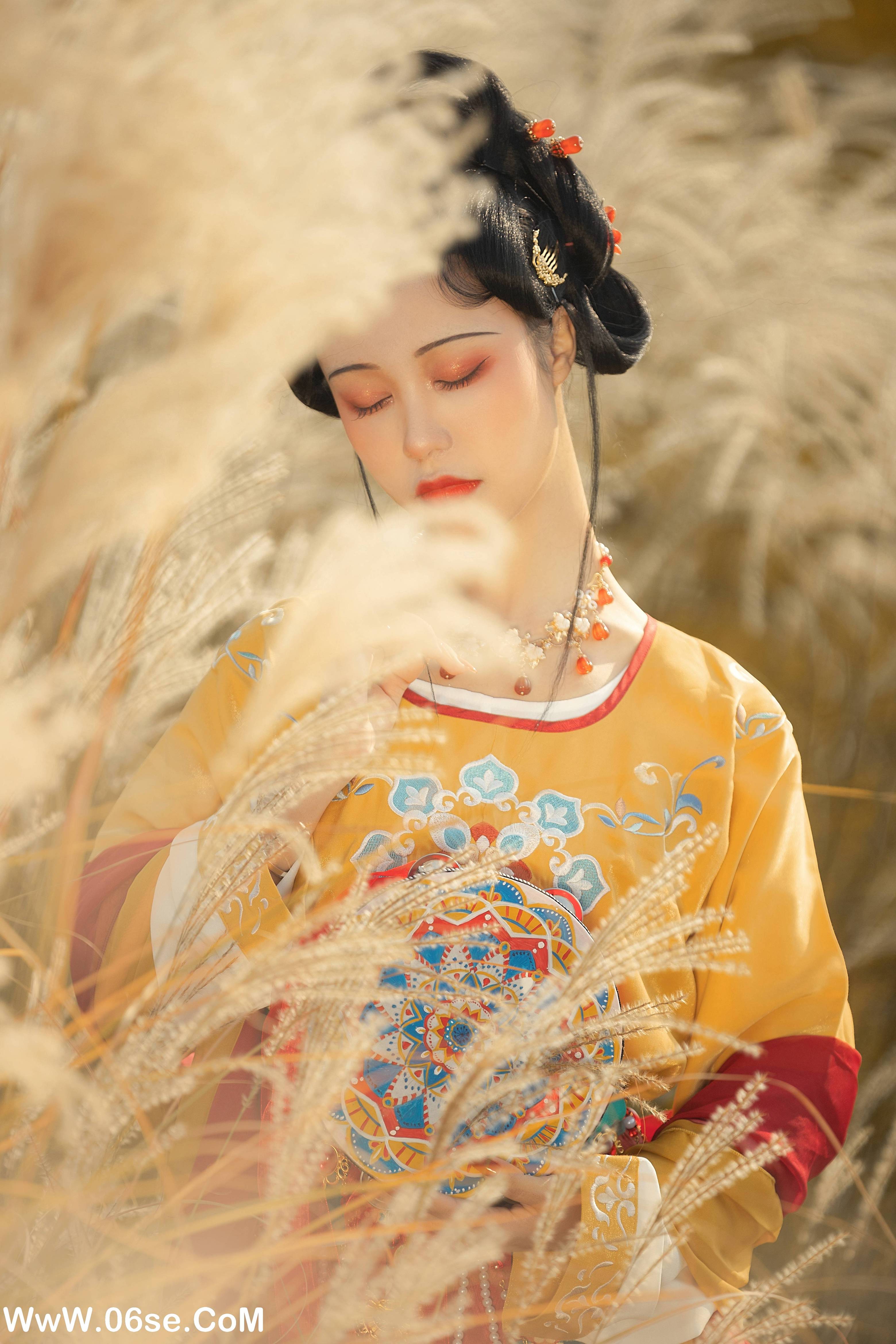 图片[17]-[YITUYU艺图语]2022.08.18 萋萋 梨一依[22+1P／287MB]-六色网