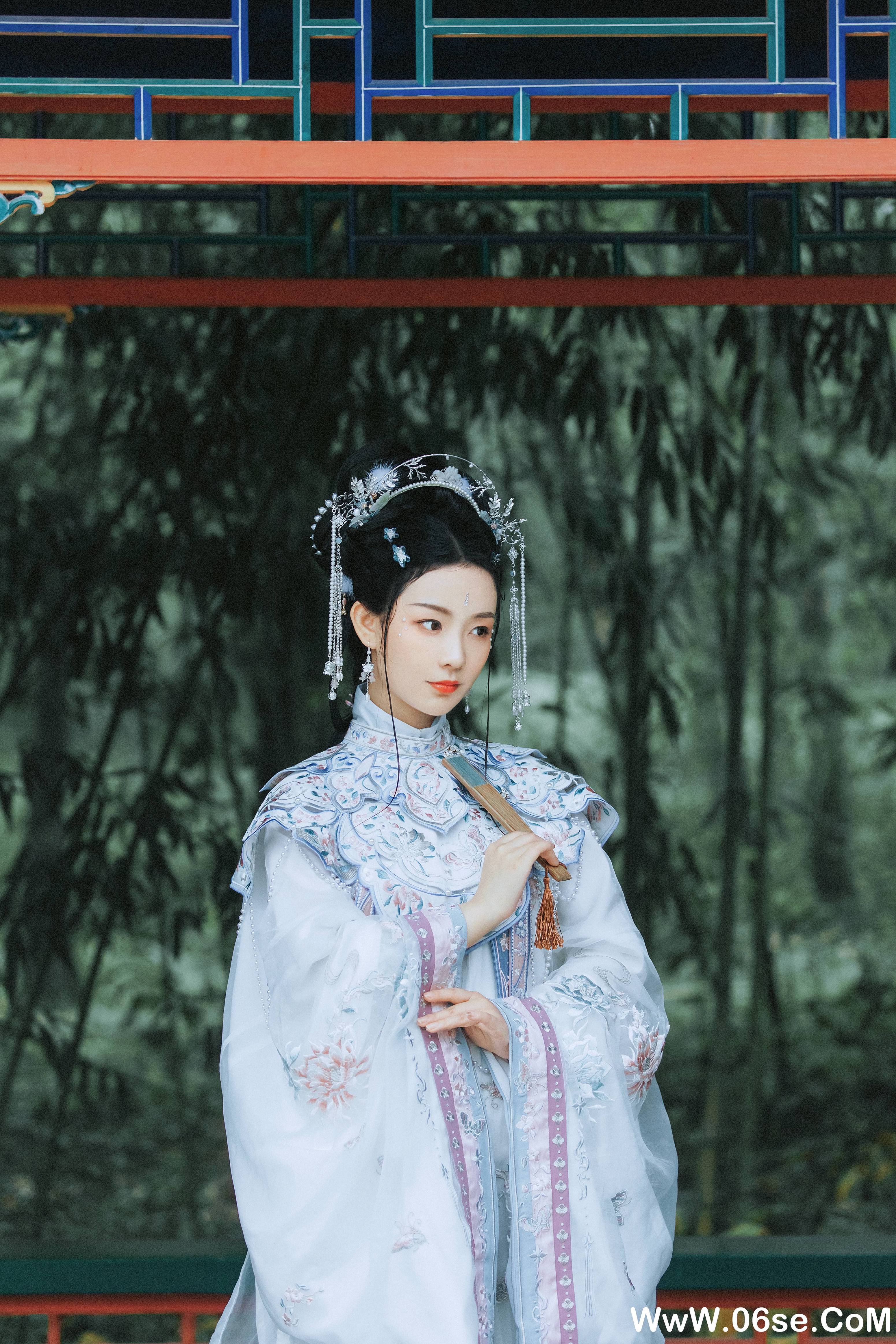 图片[20]-[YITUYU艺图语]2021.10.19 清寒里 Seven[41+1P／819MB]-六色网