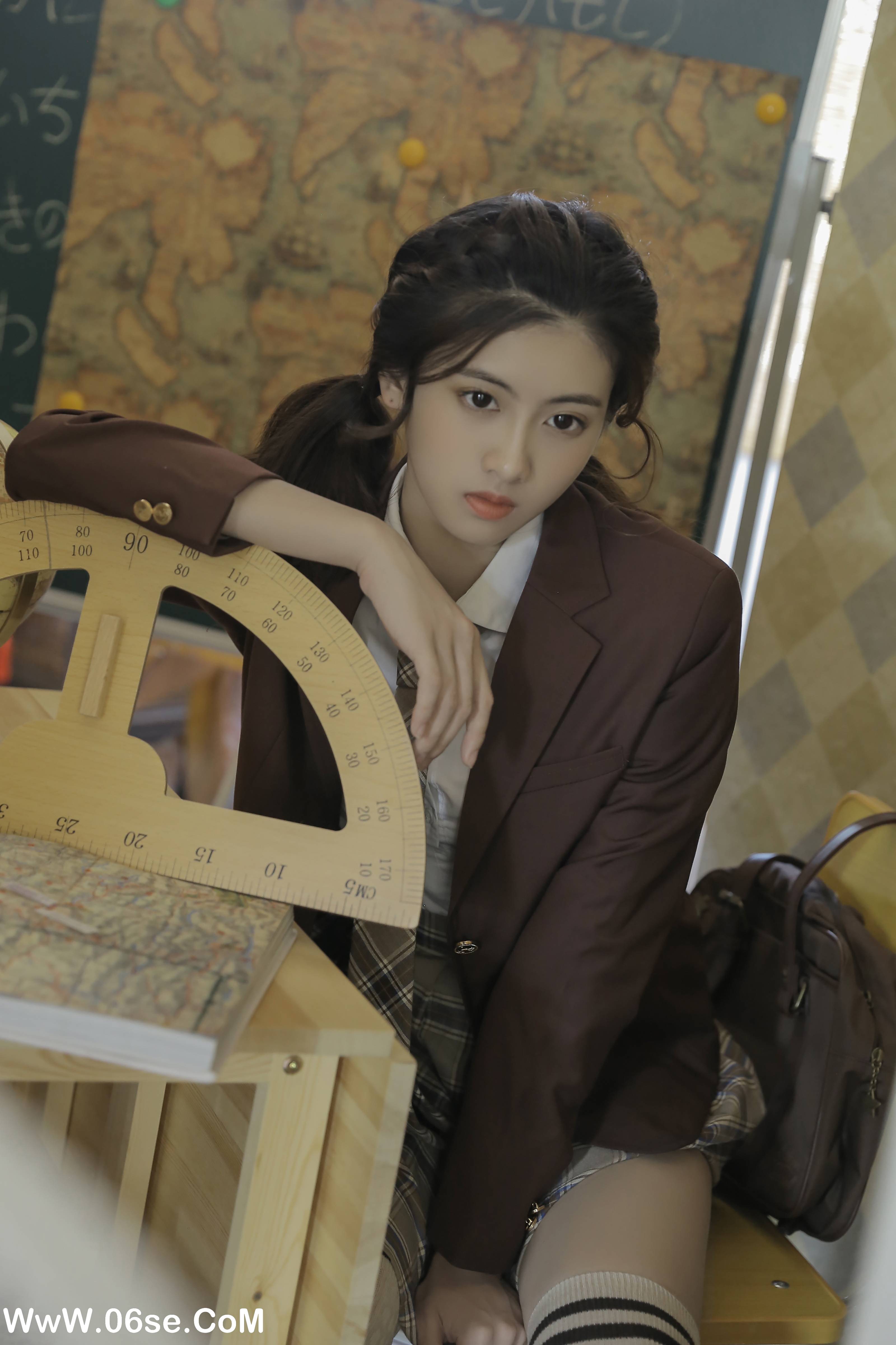 图片[14]-[YITUYU艺图语]2022.07.13 下节课自习 潘珺雅[19+1P／90.3MB]-六色网