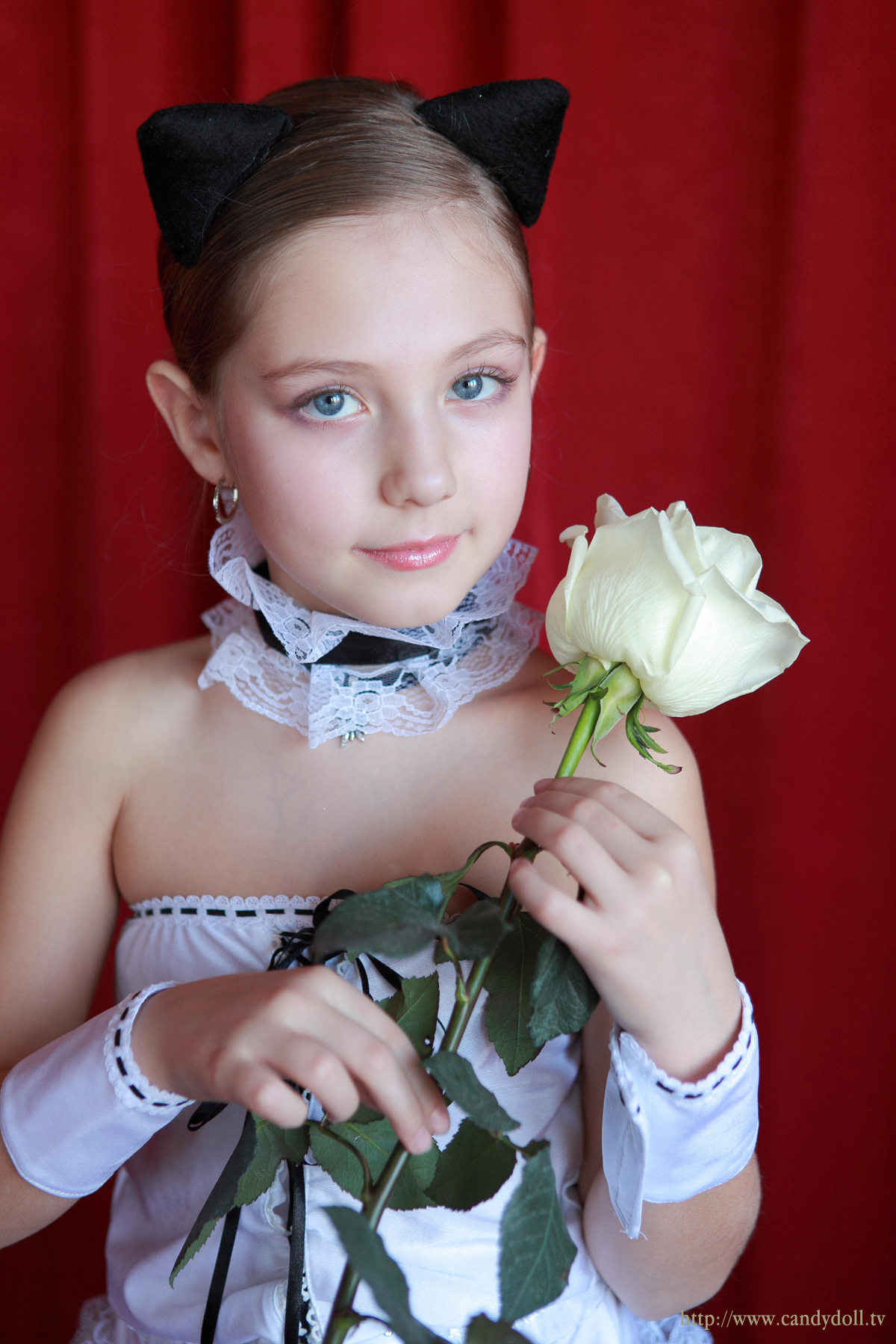 [Image: 170d61bfc86d0e892f674.jpg]
