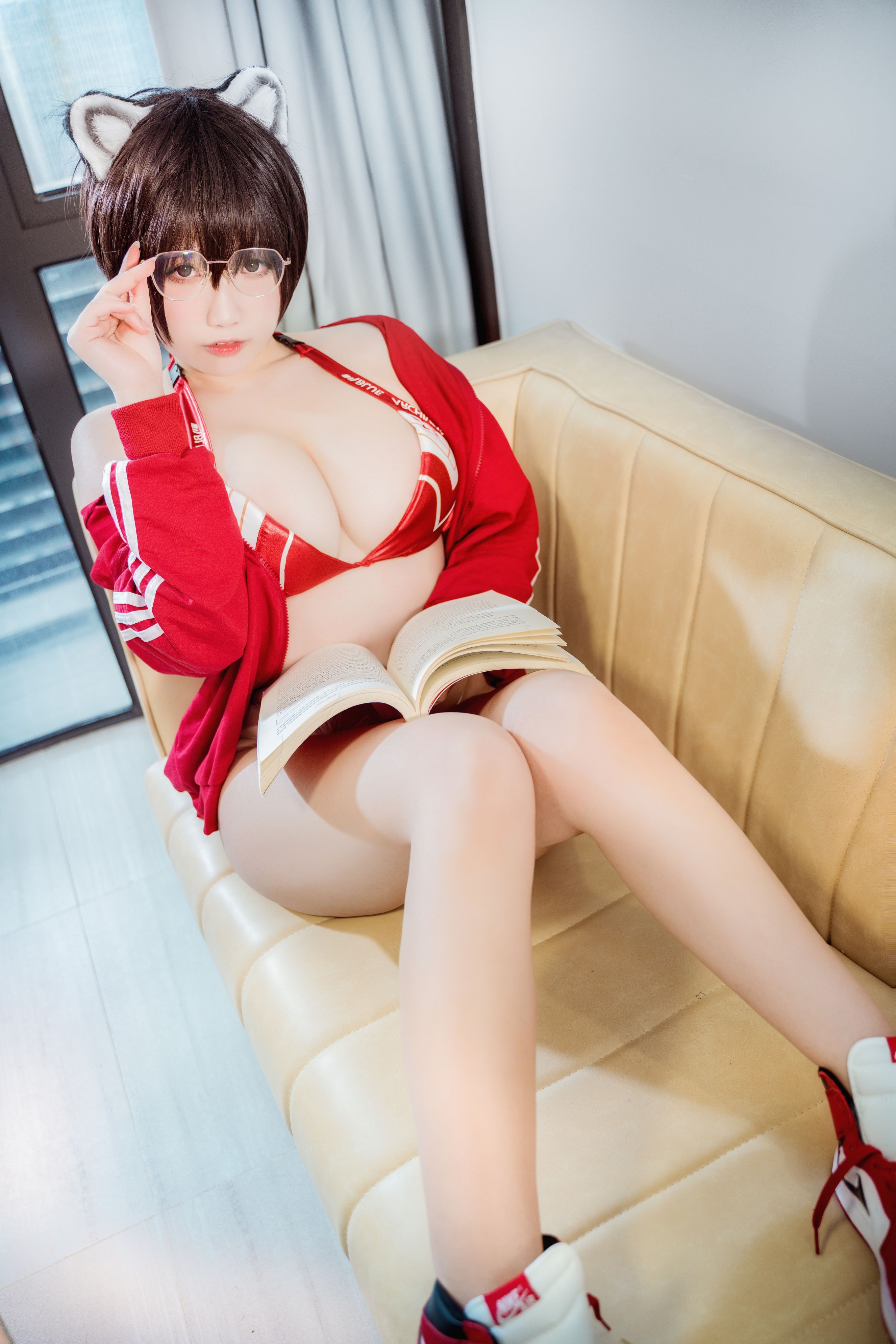 贞子蜜桃 碧蓝档案 - 春日椿 25P 727MB 7