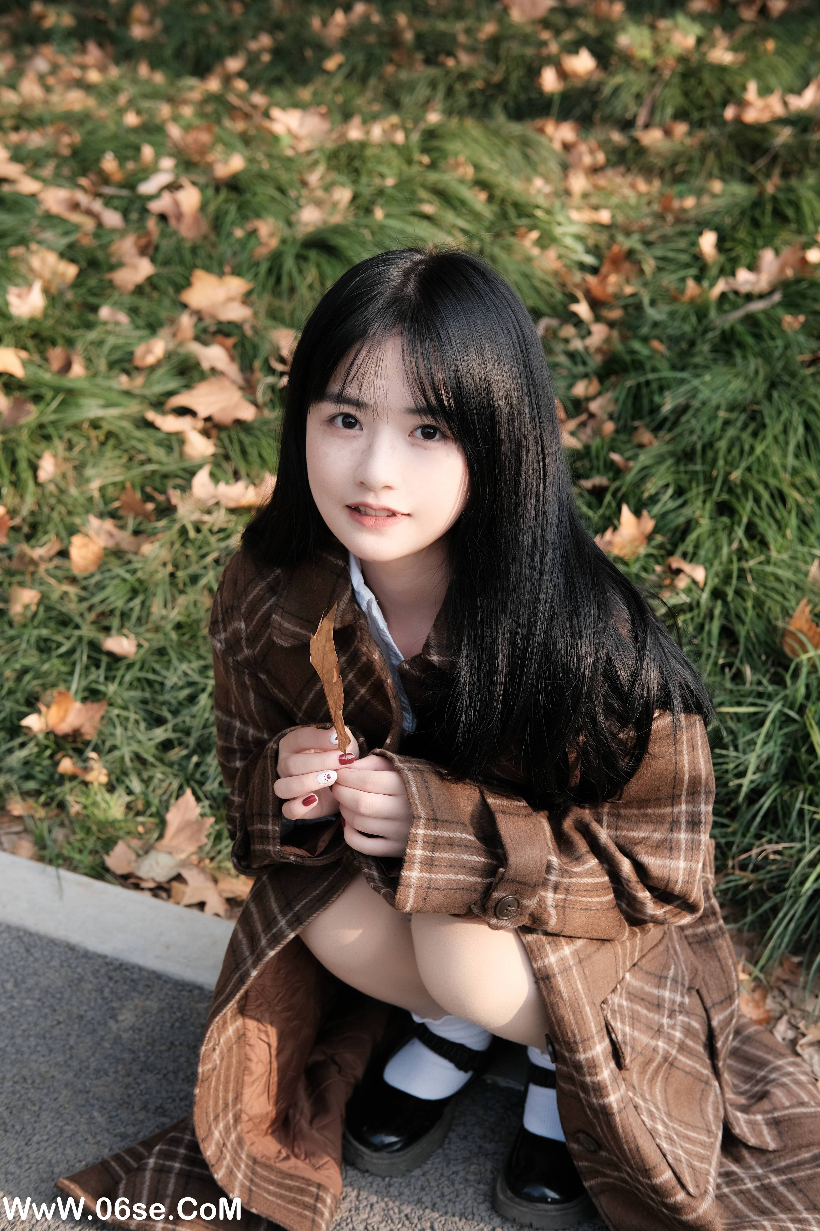 图片[24]-[YITUYU艺图语]2022.12.25 栗子深秋 小怡妹妹cute[28+1P／413MB]-六色网