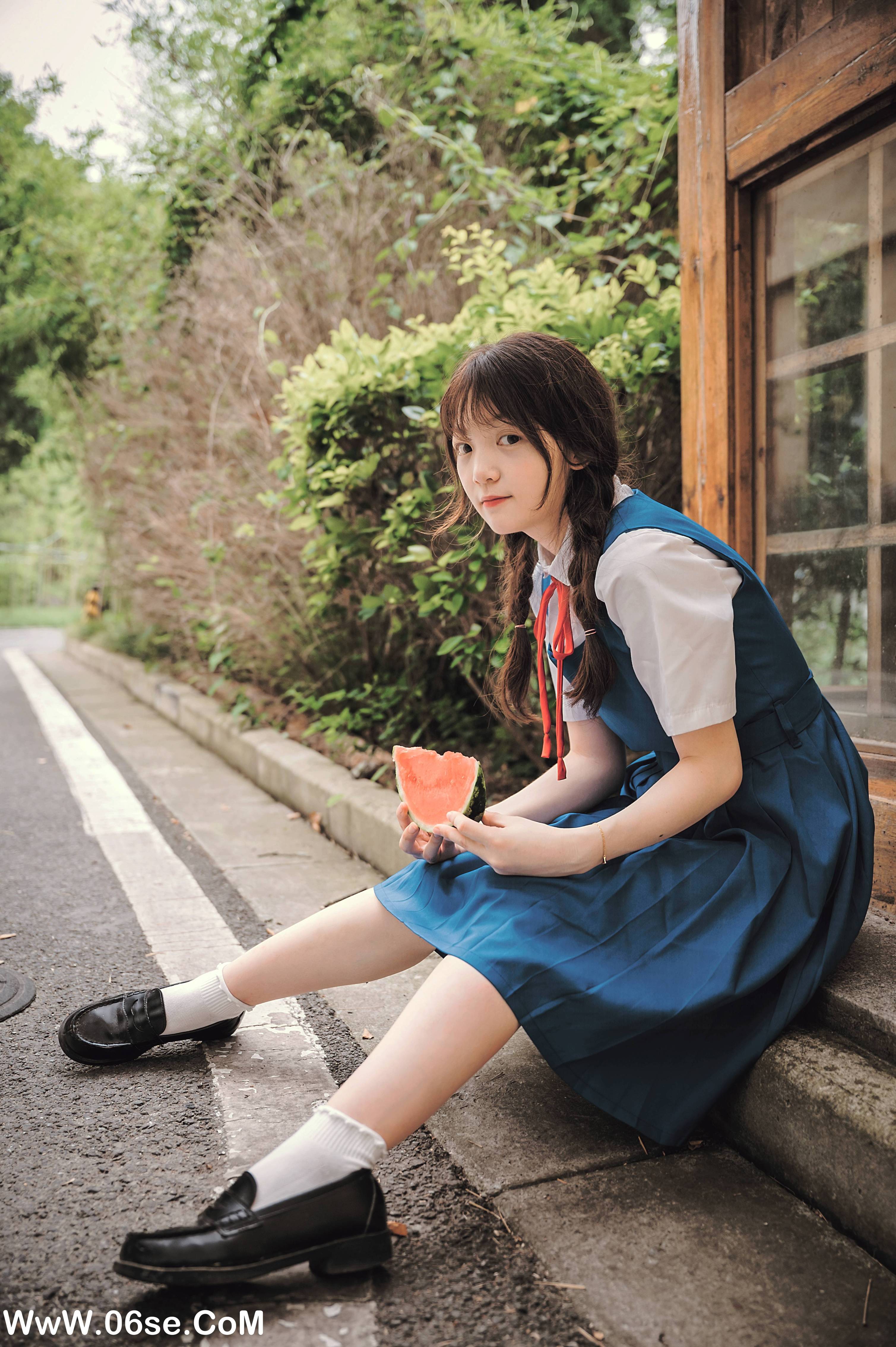 图片[19]-[YITUYU艺图语]2022.08.28 有西瓜的夏天 奶小白是金鱼[28+1P／363MB]-六色网