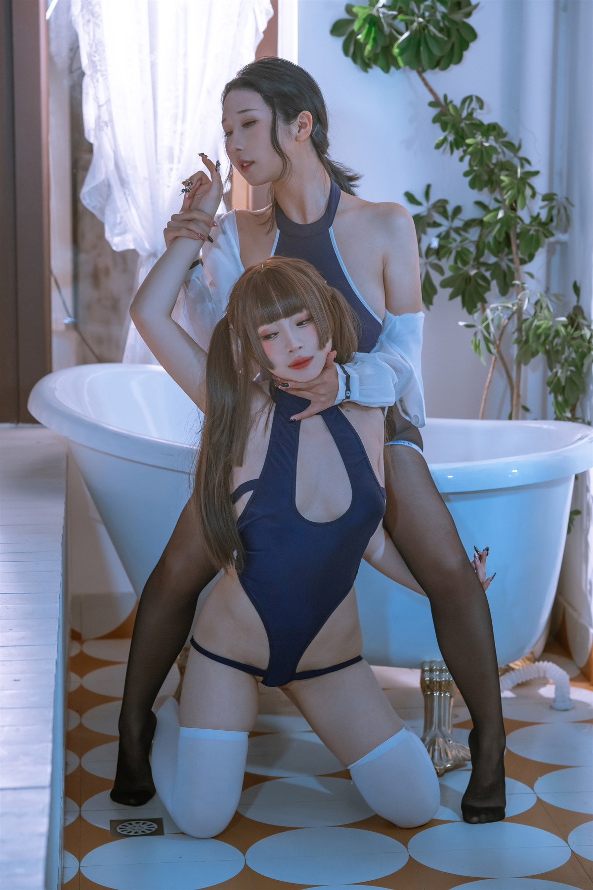Cosplay 云溪溪 奶桃桃 双人竞泳 Set.01 17