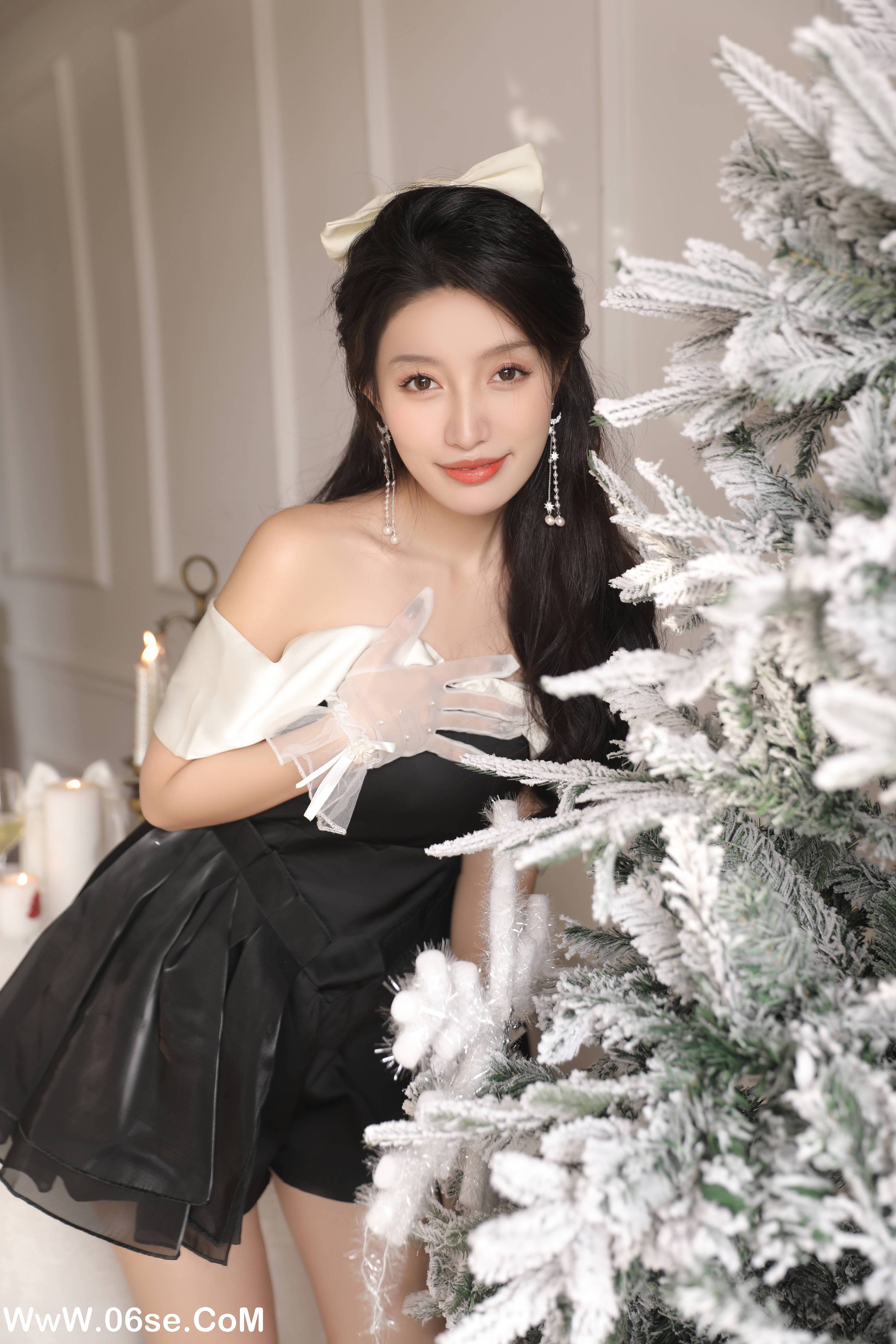 图片[25]-[YITUYU艺图语]2022.12.08 千金圣诞 柠萌婧啊[35+1P／443MB]-六色网