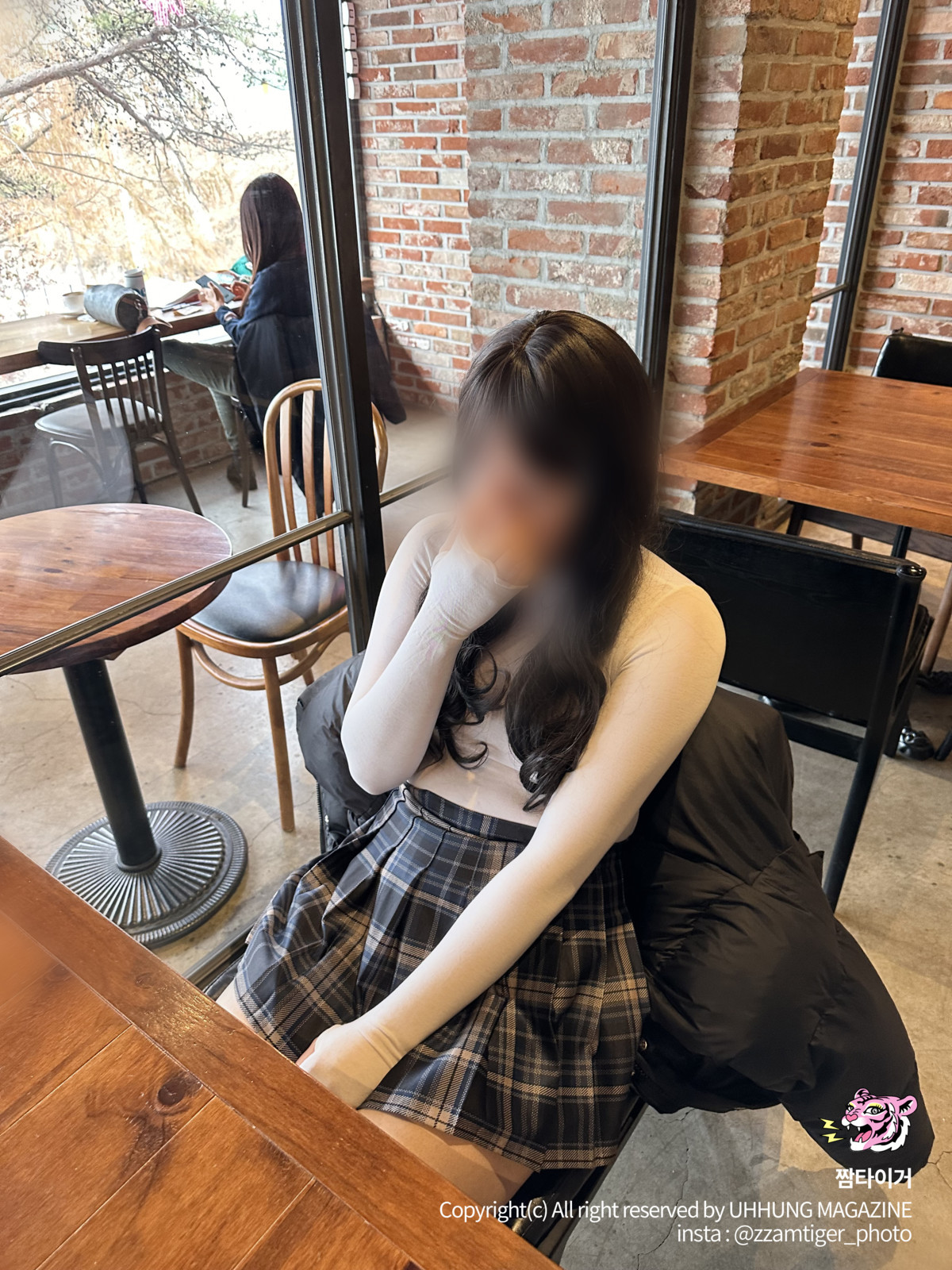 Daa 다아, UHHUNG Magazine “The Penalty” Set.02 24