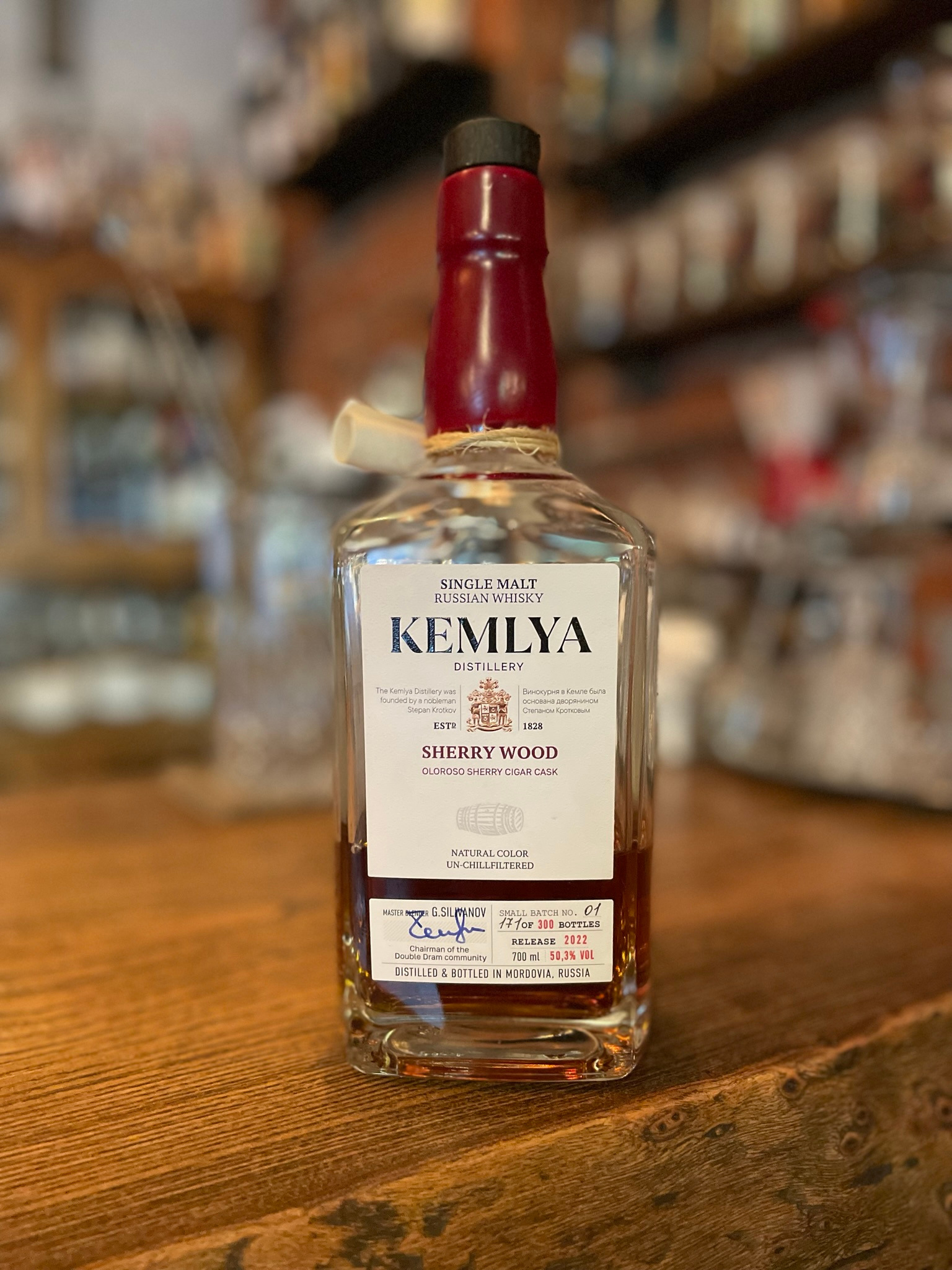 Рейтинг российских виски. Kemlya виски. Виски Кемля. Виски Sherry Wood. Российский виски.