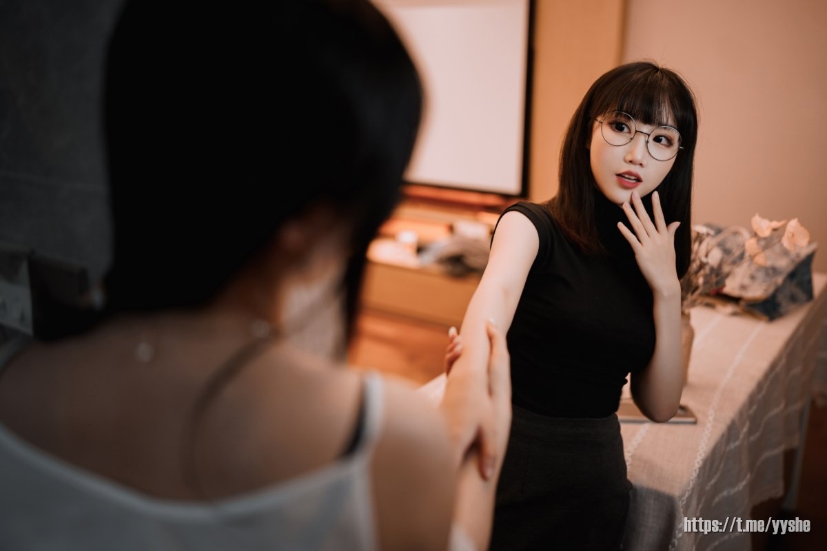 rioko凉凉子 &面饼仙儿 - OL 百合篇 [41P] 14