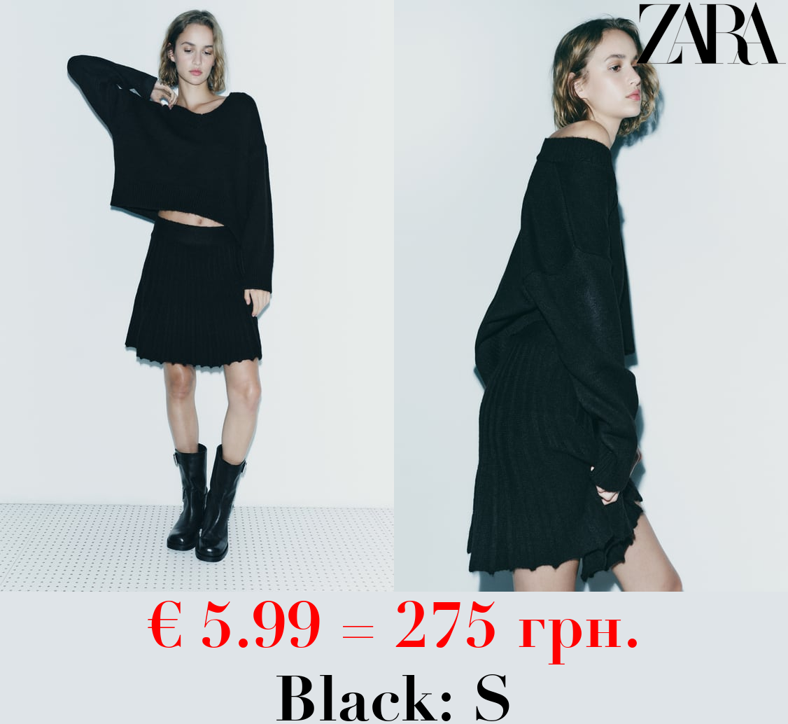 KNIT SKIRT WITH PLEATS