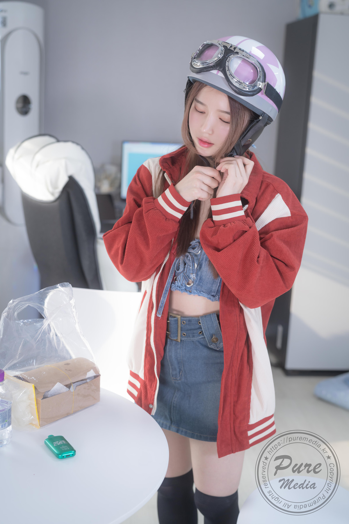 Yeha 예하, [PURE MEDIA] Vol.277 Expensive and Delicious Naked Hen Set.01 13
