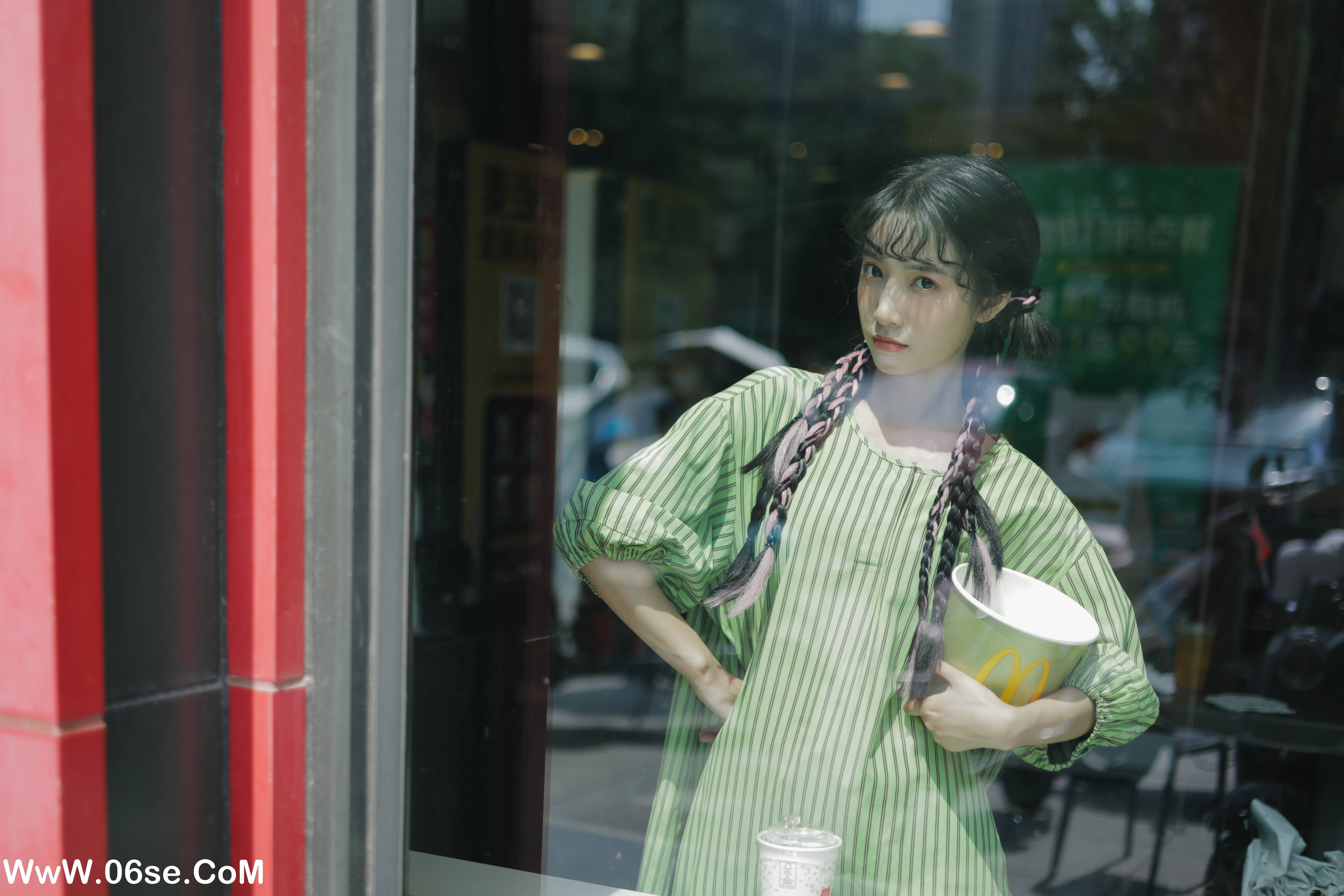 图片[31]-[YITUYU艺图语]2022.08.02 夏日女友 一只阿梦崽[41+1P／308MB]-六色网